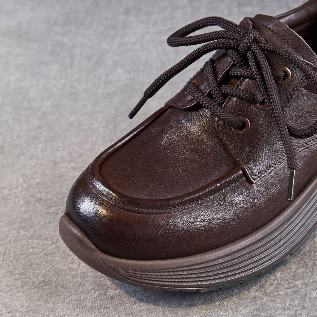 Women's Retro Platform Lace-up Leather Shoes-RAIIFY