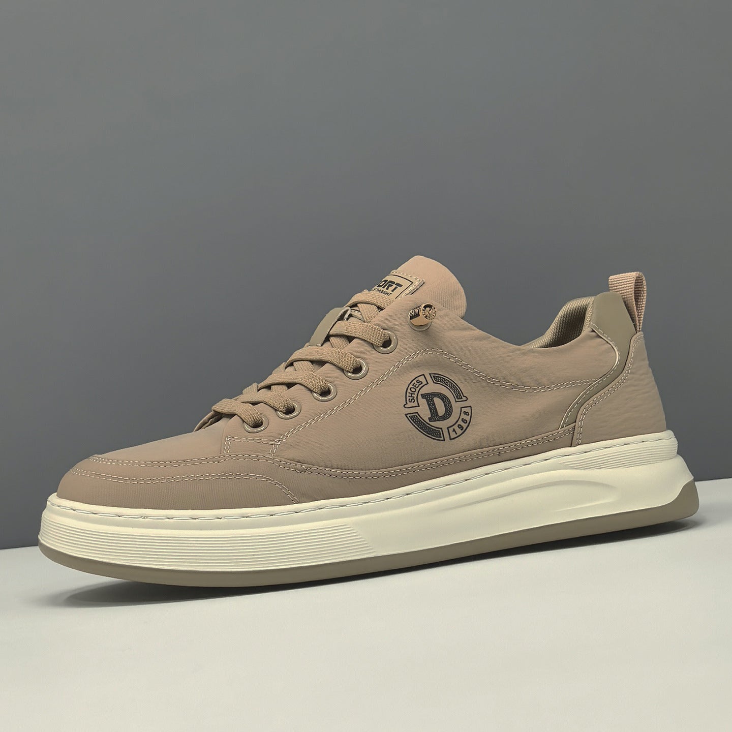 Men's Fashion Embossed Leather Flat Casual Sneakers-RAIIFY