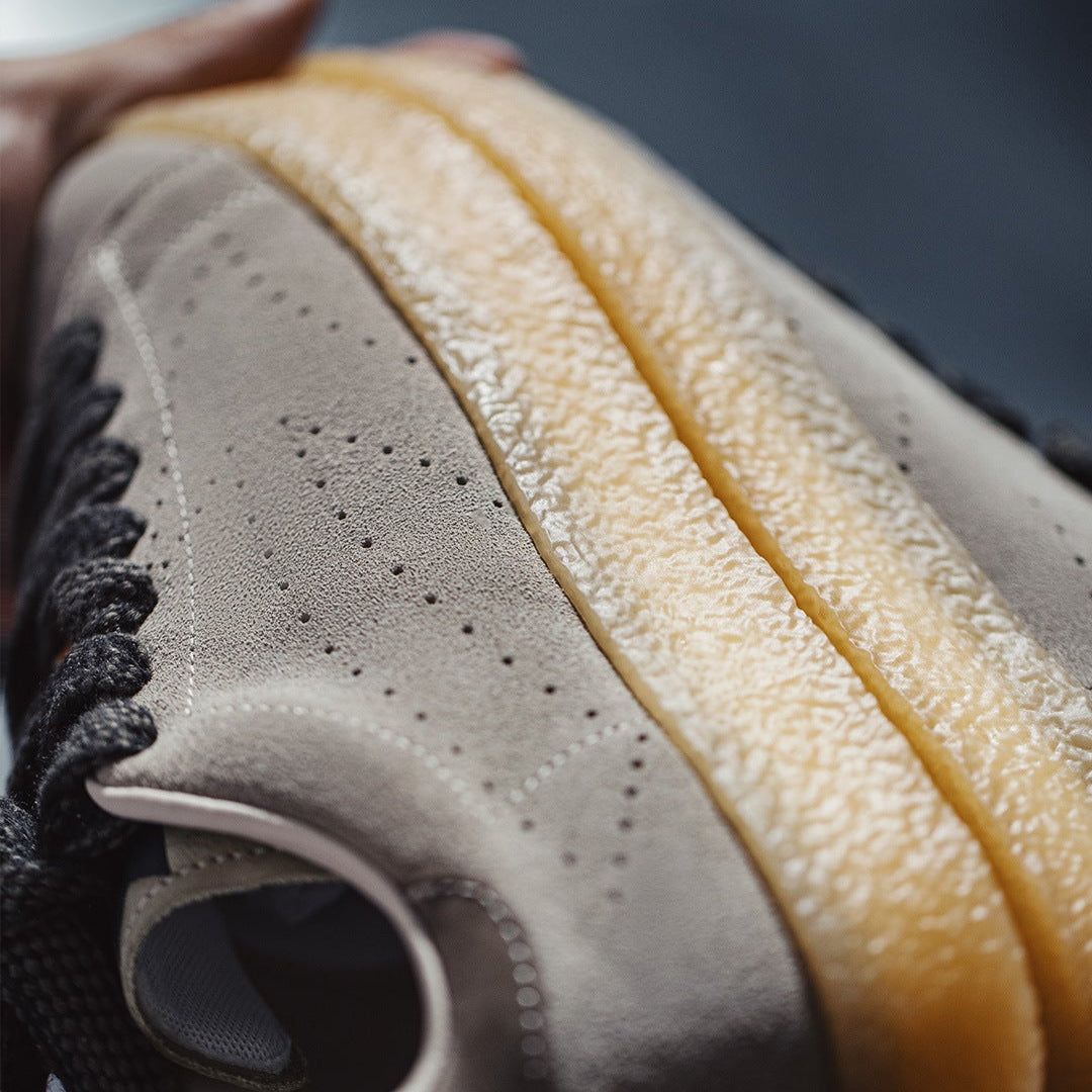 Men's Retro Plain Suede Low-top Sneakers-RAIIFY