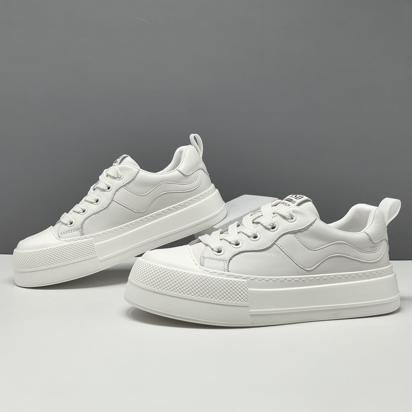 Men's Fashion Quilted Leather Flat Casual Sneakers-RAIIFY