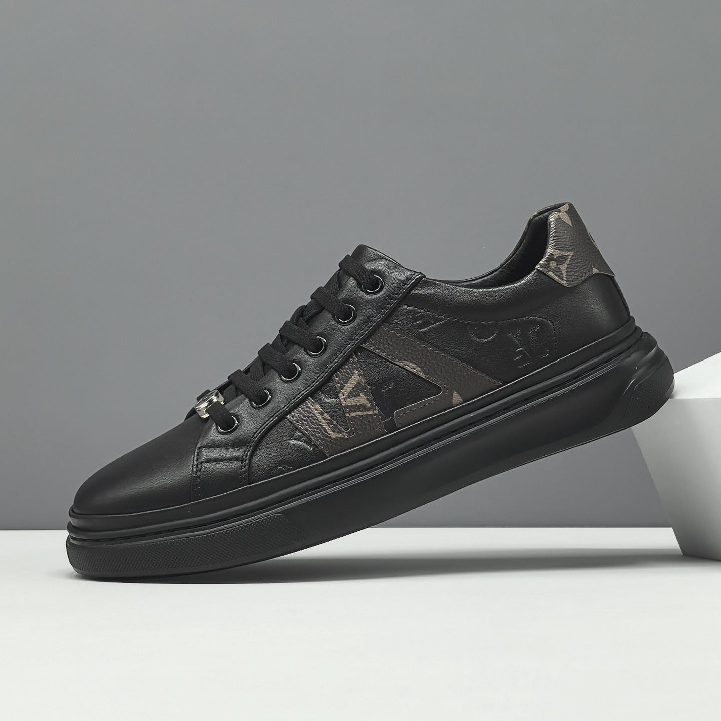 Men's Fashion Embosed Leather Flat Casual Shoes-RAIIFY