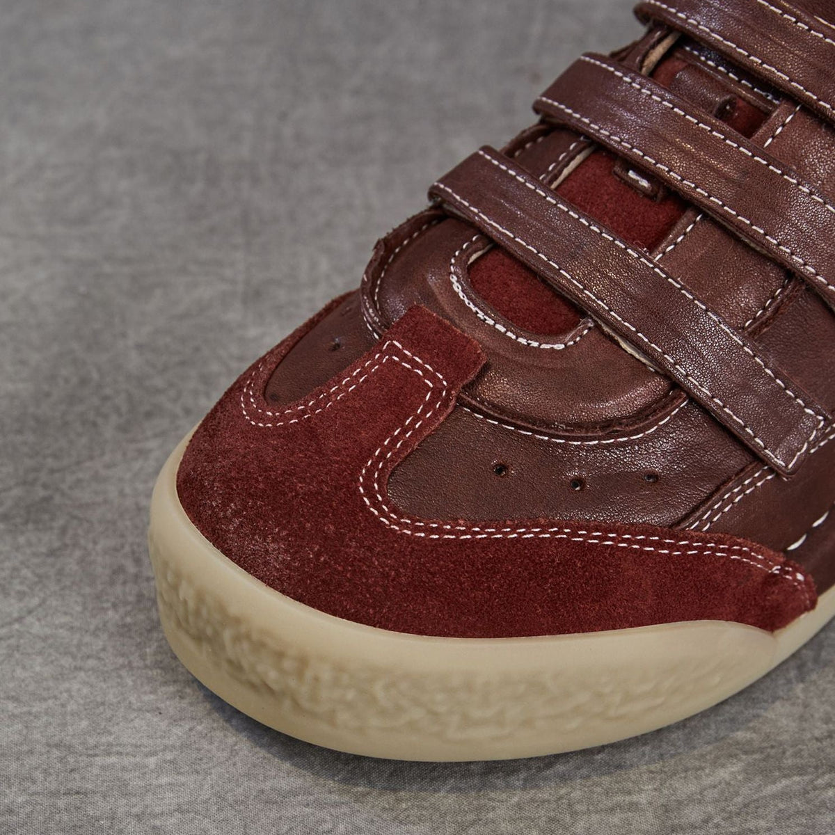 Women's Retro Minimalist Leather Velcro Flat Casual Shoes-RAIIFY