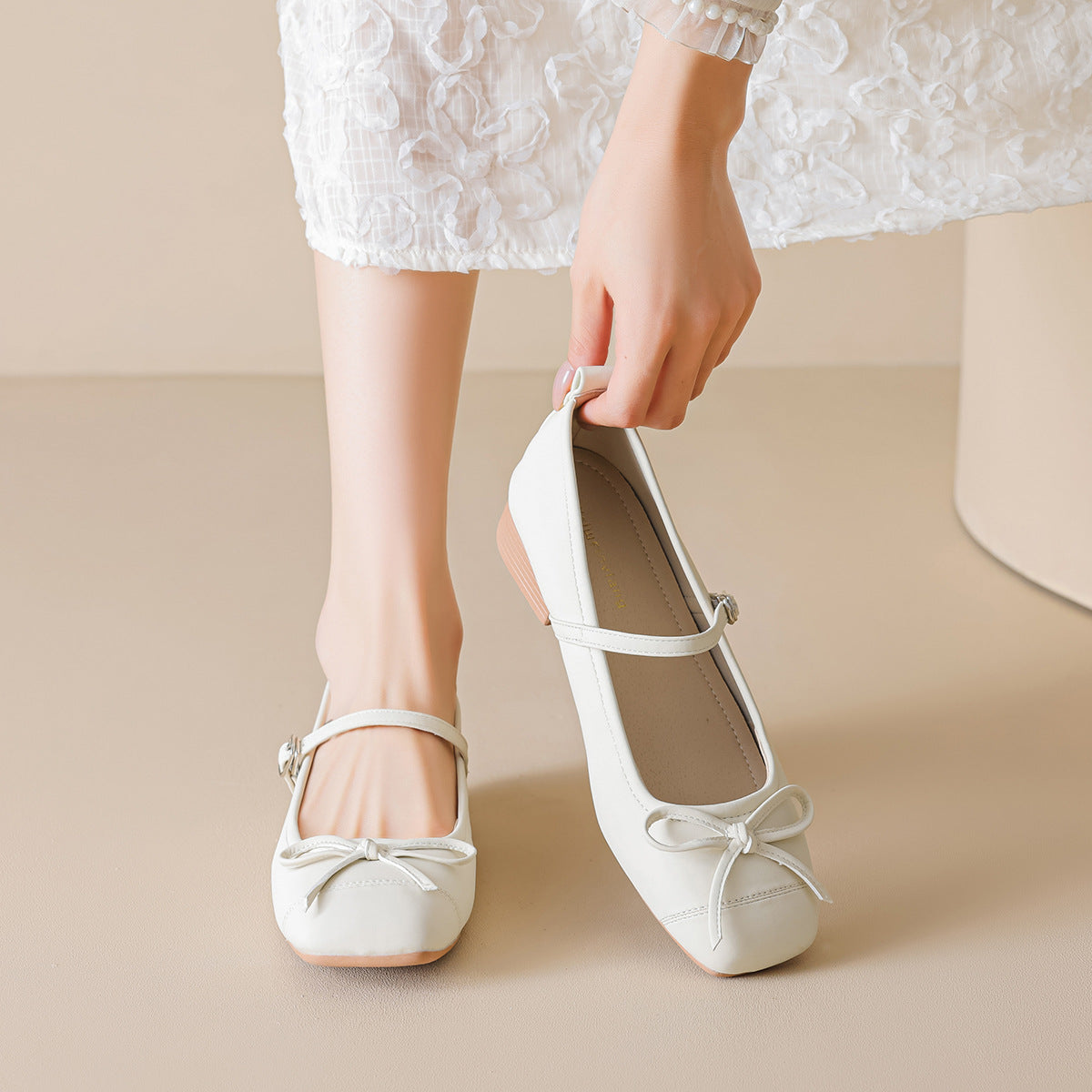 Women's Minimalist Bowknot Low Block Mary Jane Shoes-RAIIFY