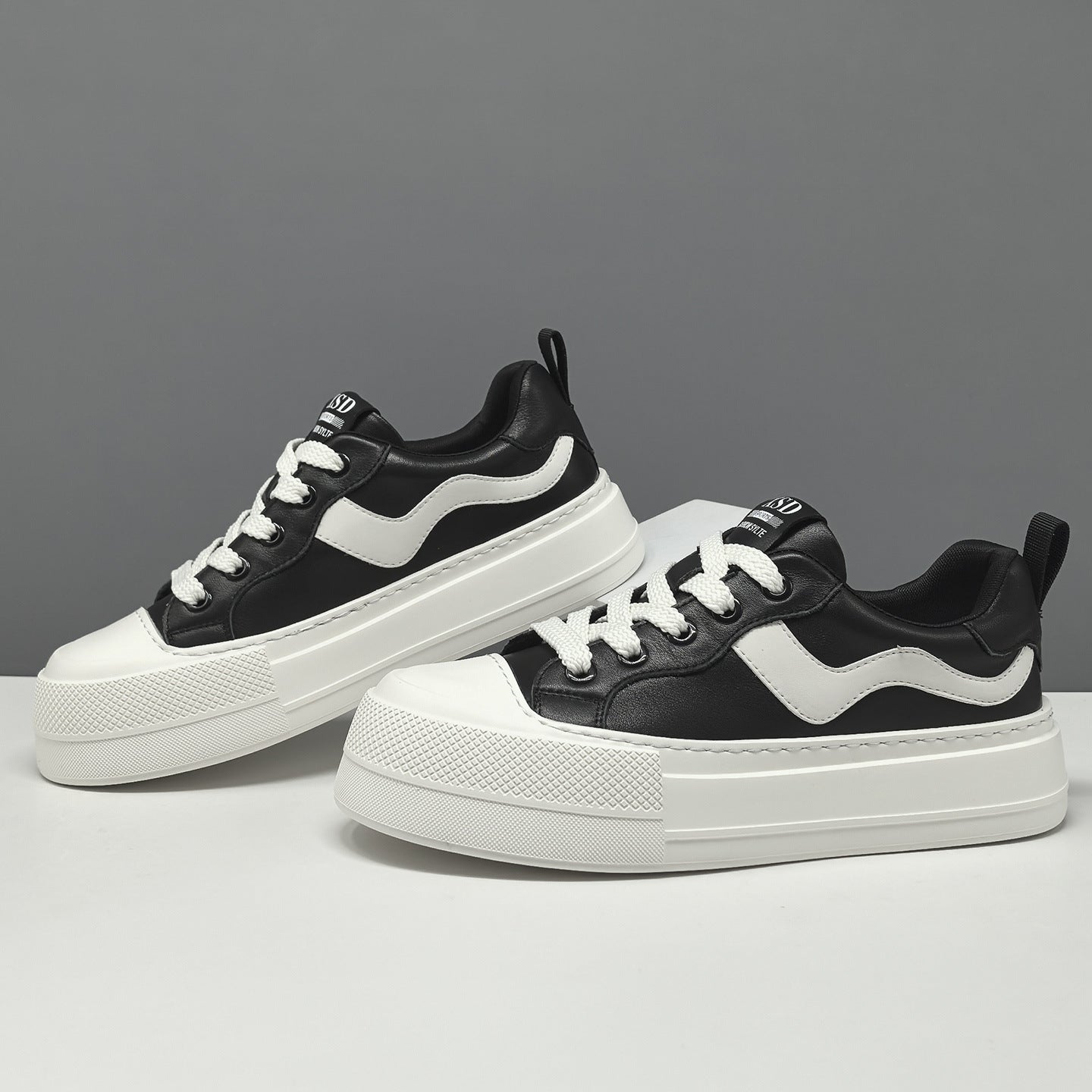 Men's Fashion Quilted Leather Flat Casual Sneakers-RAIIFY