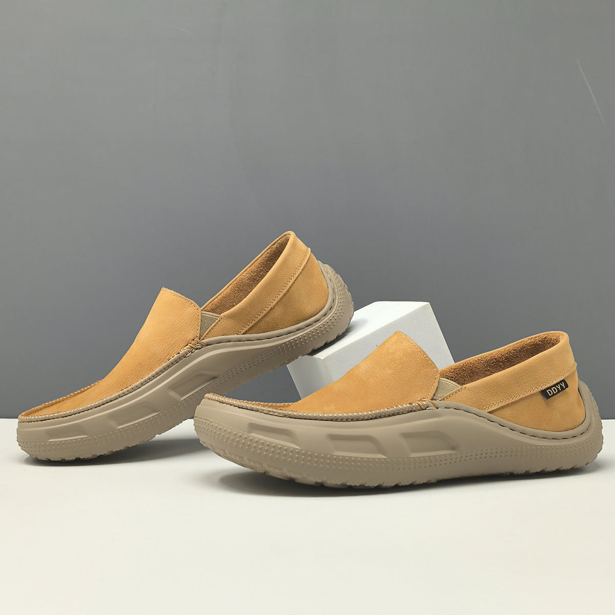 Men's Retro Plain Suede Flat Casual Loafers-RAIIFY