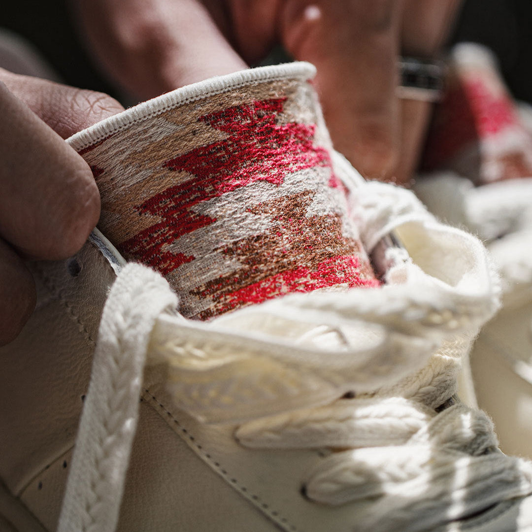 Men's Fashion Embroidery Quilted Leather Casual Shoes-RAIIFY