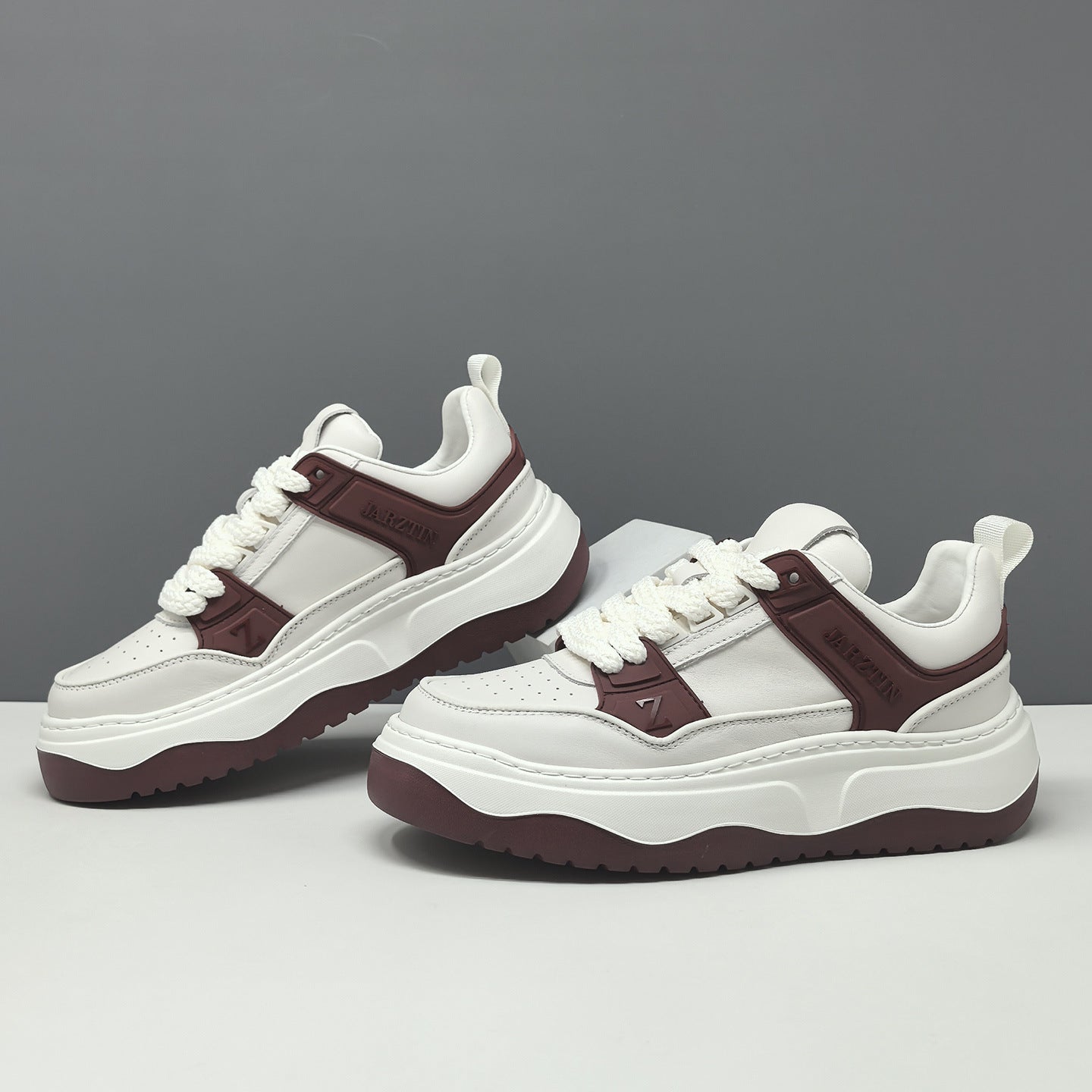 Men's Stylish Breathable Quilted Leather Casual Sneakers-RAIIFY