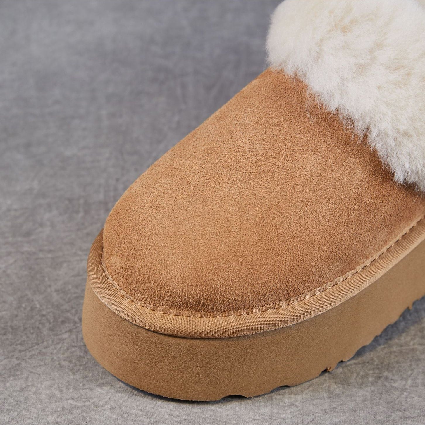 Women's Minimalist Suede Low Top Furred Casual Shoes-RAIIFY