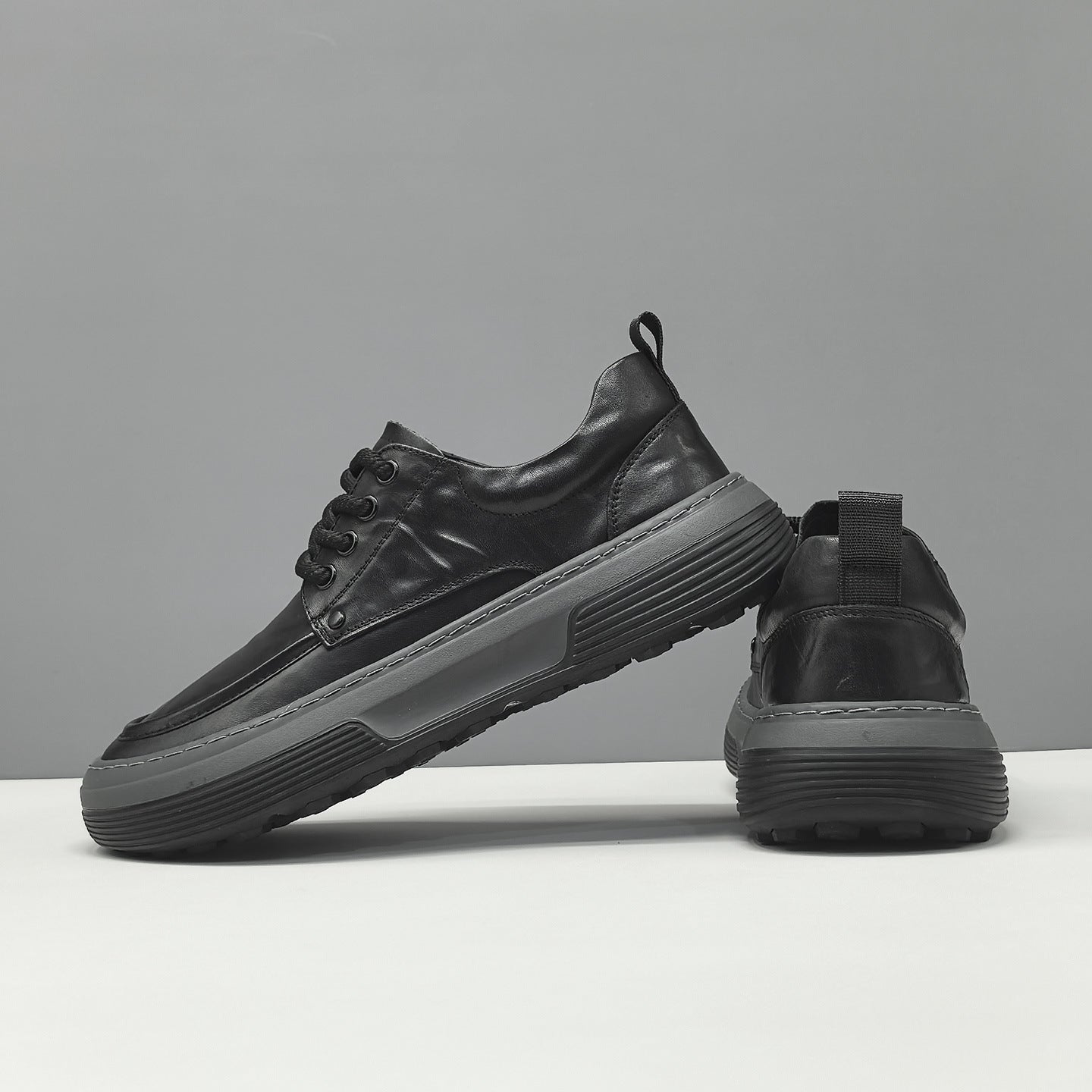 Men's Minimalist Black Leather Flat Casual Shoes-RAIIFY