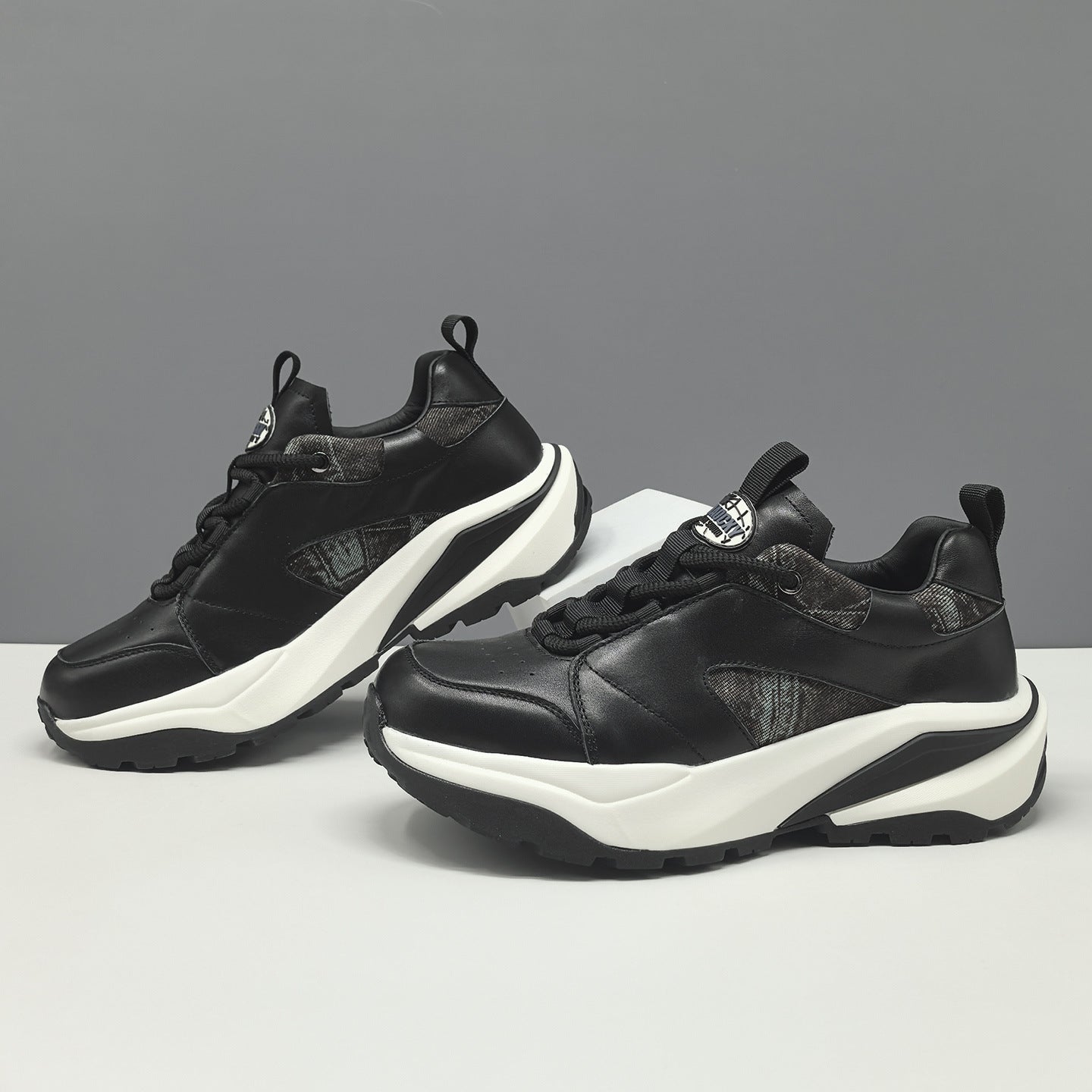 Men's Fashion Breathable Leather Casual Sneakers-RAIIFY