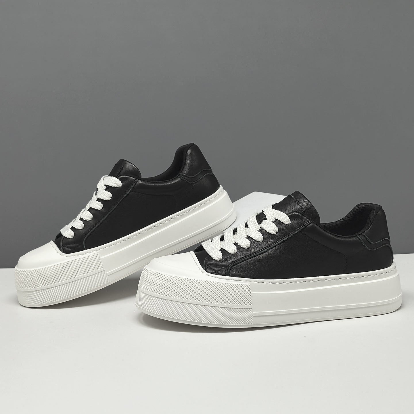 Men's Minimalist Plain Leather Flat Casual Sneakers-RAIIFY