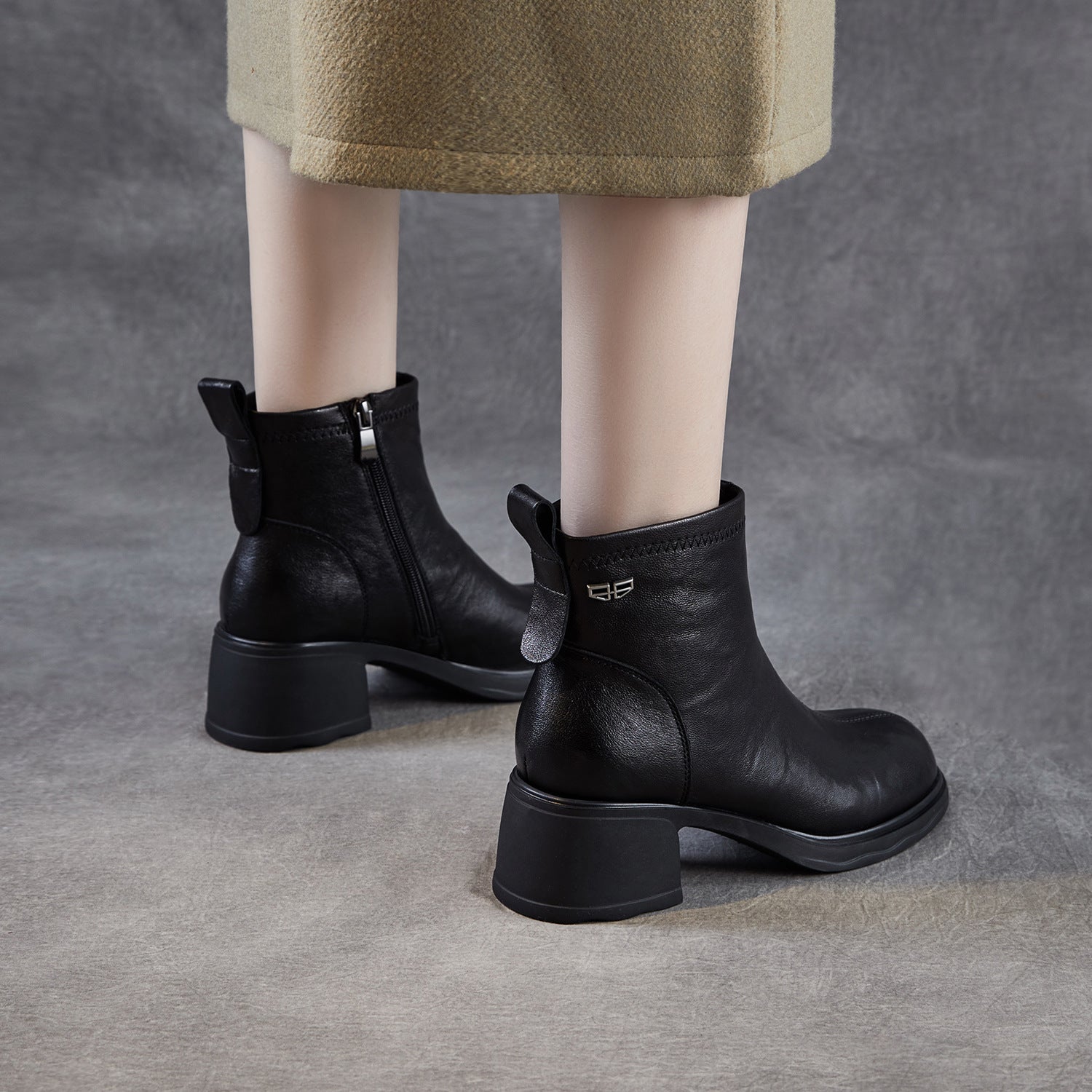 Women's Plain Leather Chunky Heel Furred Ankle Boots-RAIIFY