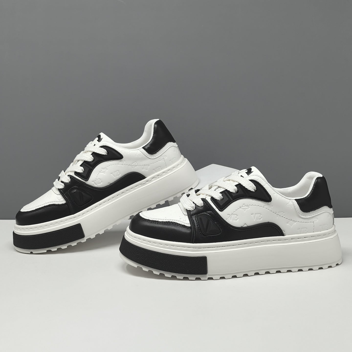 Men's Fashion Embossed Leather Thick Soled Sneakers-RAIIFY