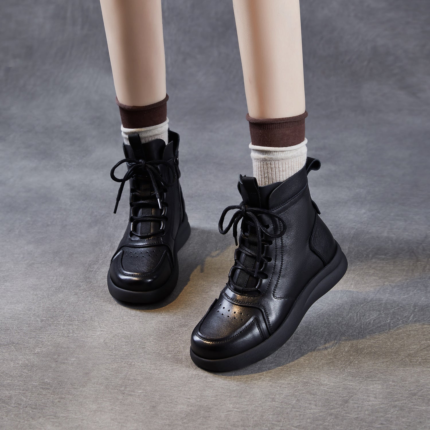 Women's Vintage Breathable Leather Flat Ankle Boots-RAIIFY