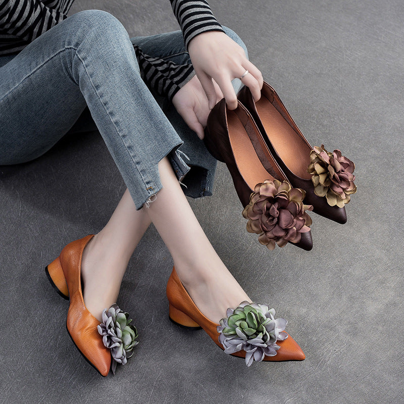 Women Retro Casual Flower Leather Low Block Pumps-RAIIFY