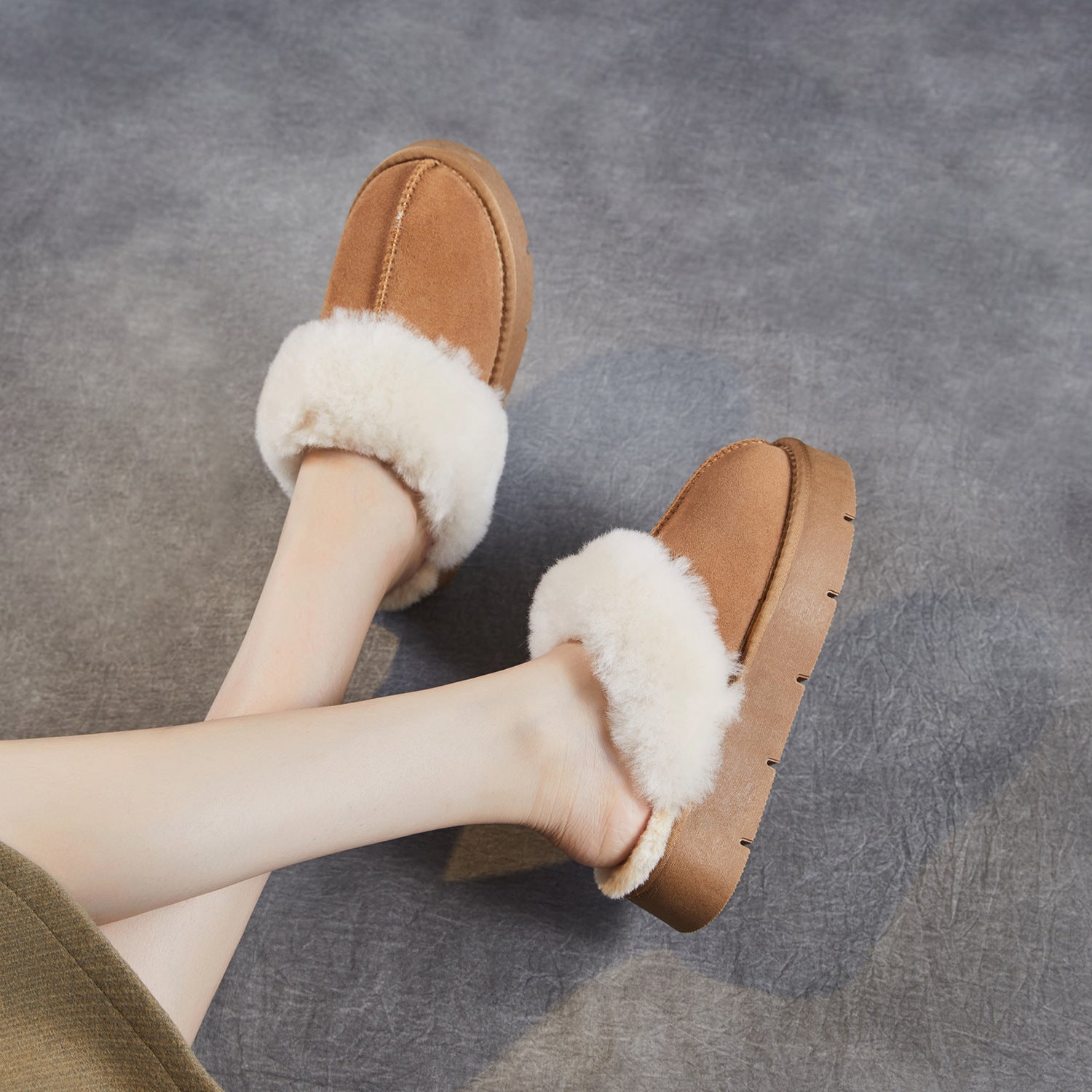 Women's Retro Casual Winter Furred Slipper-RAIIFY