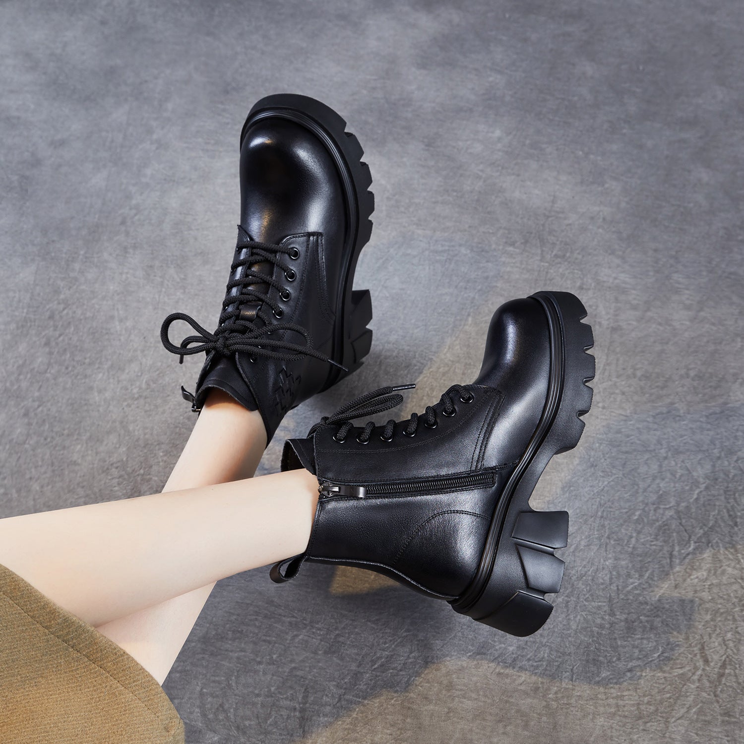 Women's Plain Embossed Leather Chunky Platform Boots-RAIIFY