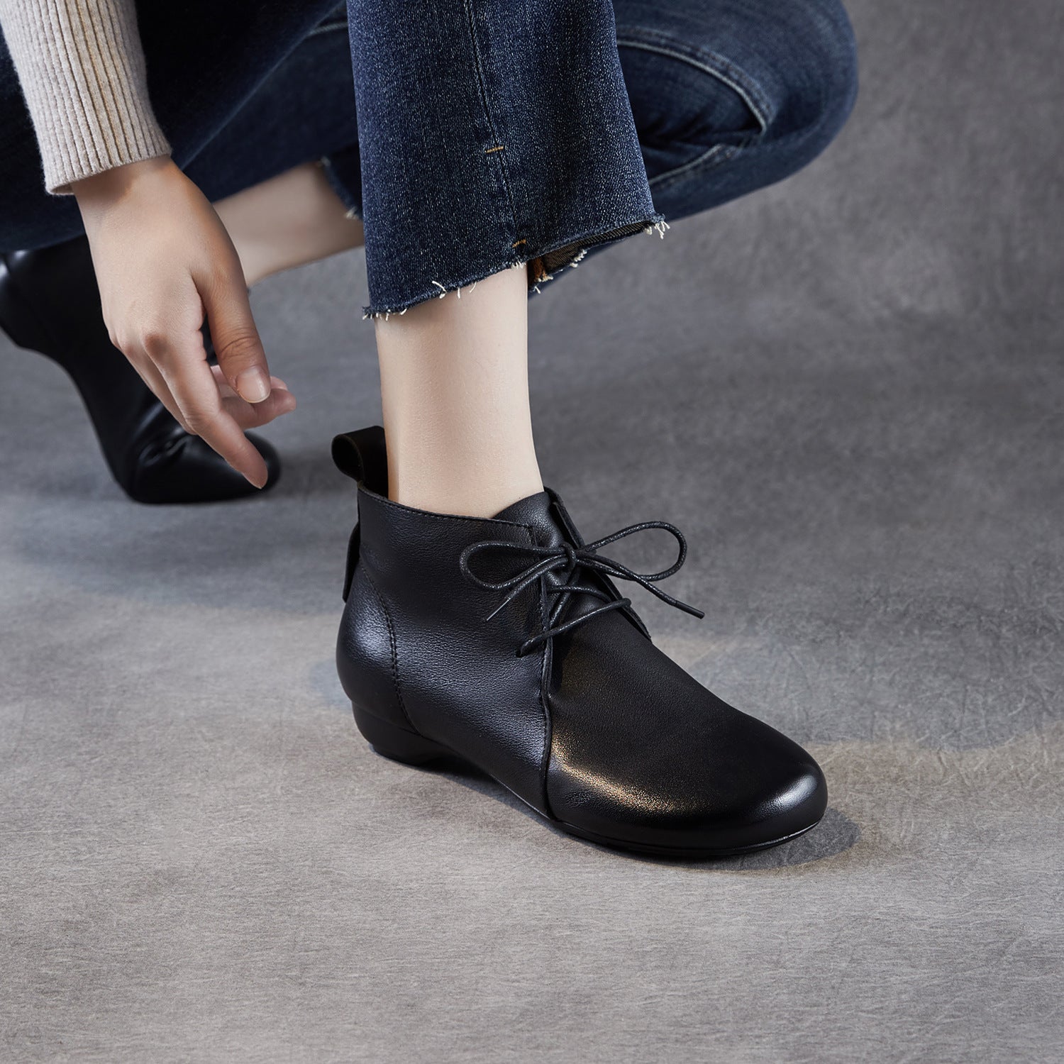 Women's Plain Leather Lace-up Casual Ankle Boots-RAIIFY