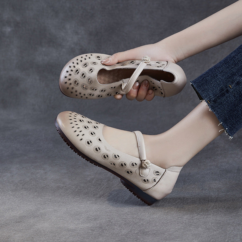 Women Retro Hollow Leather Soft Casual Flats-RAIIFY