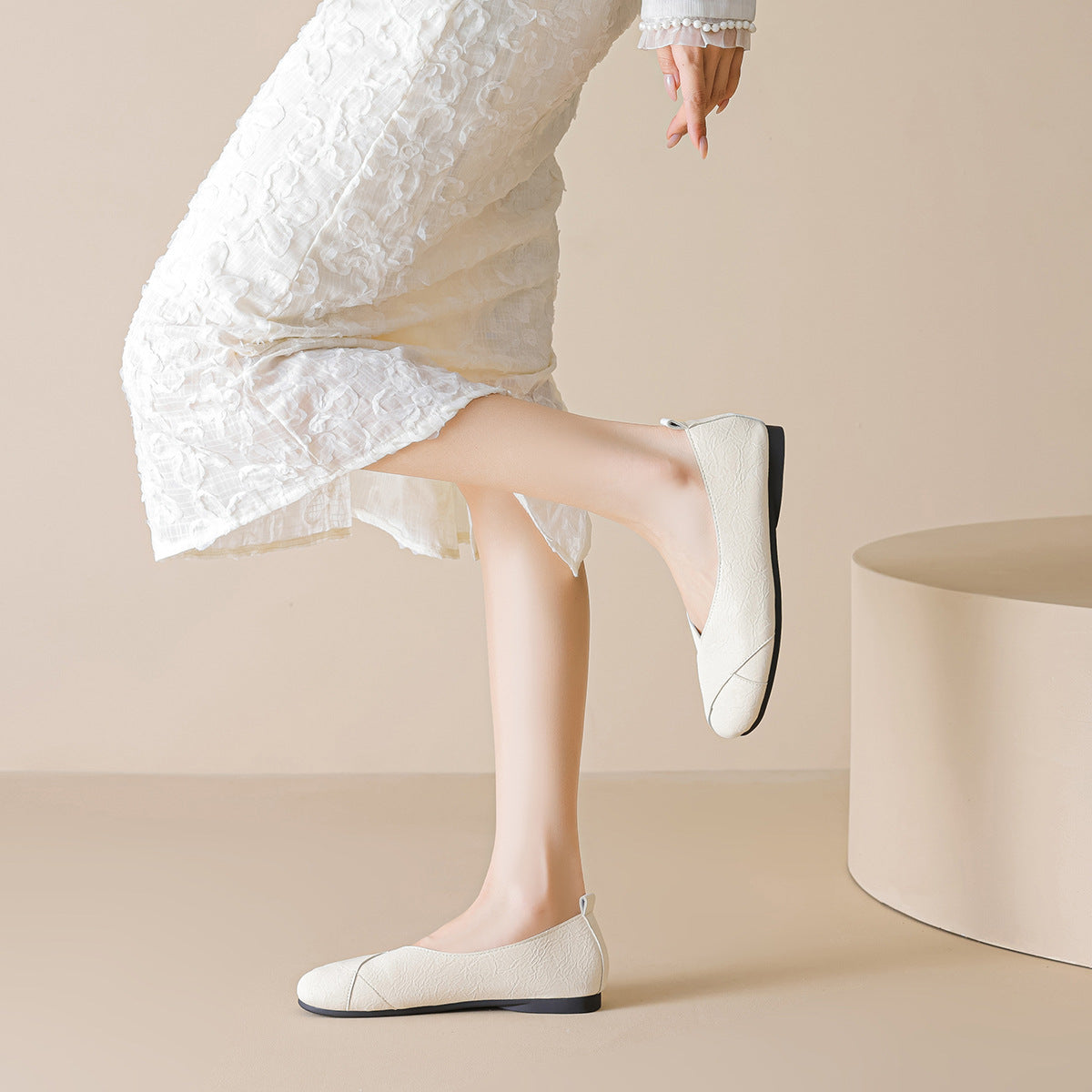 Women's Minimalist Round Toe Comfortable Flats-RAIIFY