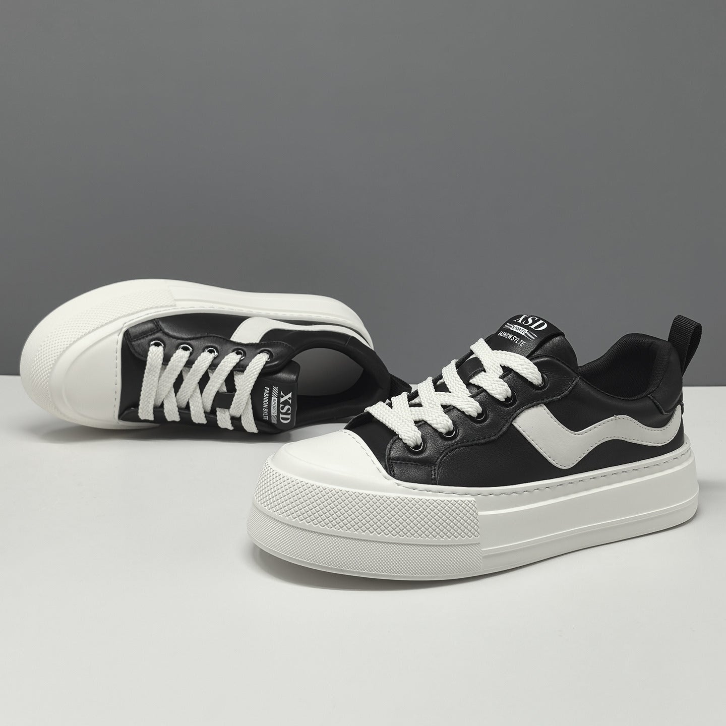 Men's Fashion Quilted Leather Flat Casual Sneakers-RAIIFY