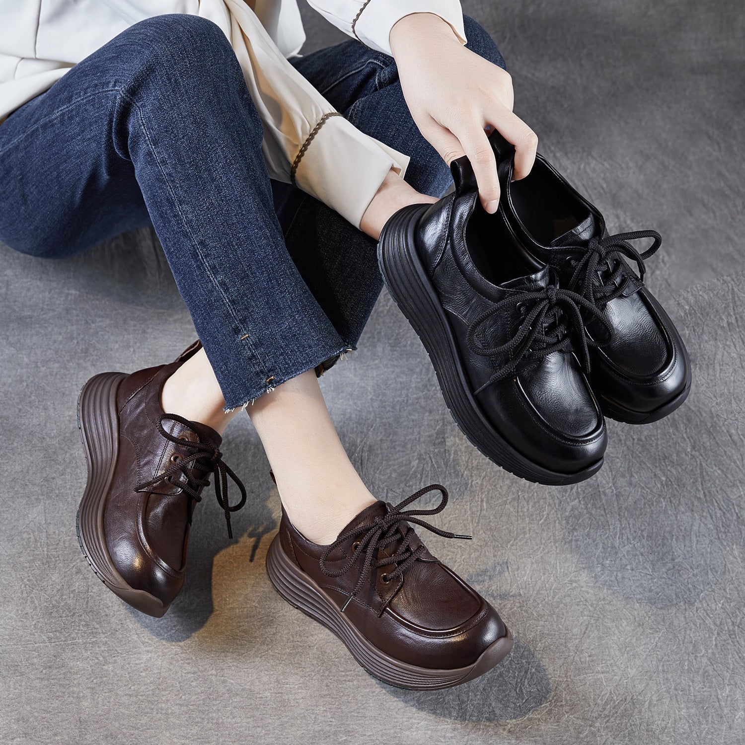 Women's Retro Platform Lace-up Leather Shoes-RAIIFY