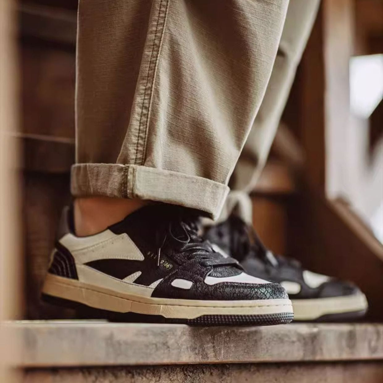 Men’s Casual Slip-On Sneakers – Breathable Leather Mix & Arrow Design-RAIIFY