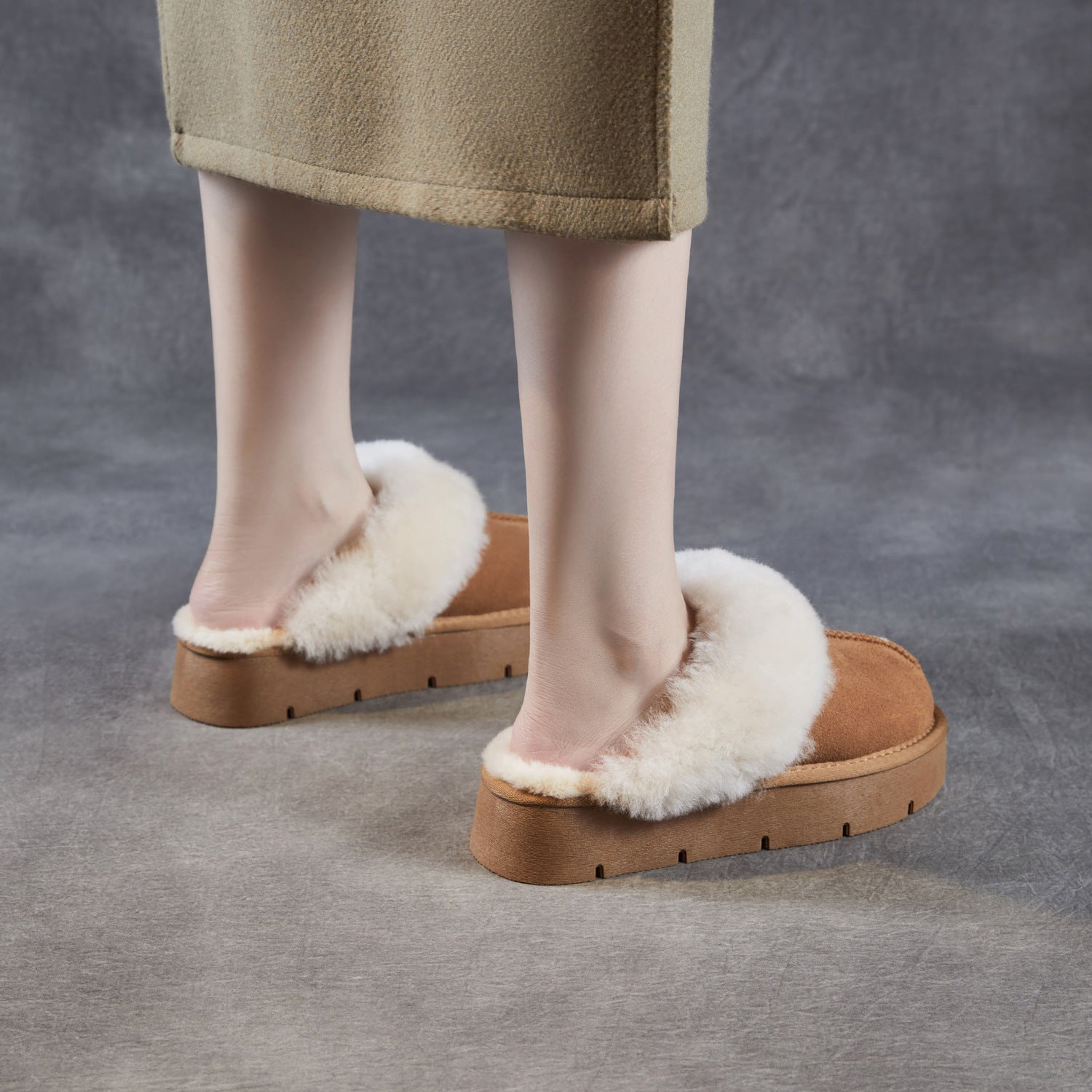 Women's Retro Casual Winter Furred Slipper-RAIIFY