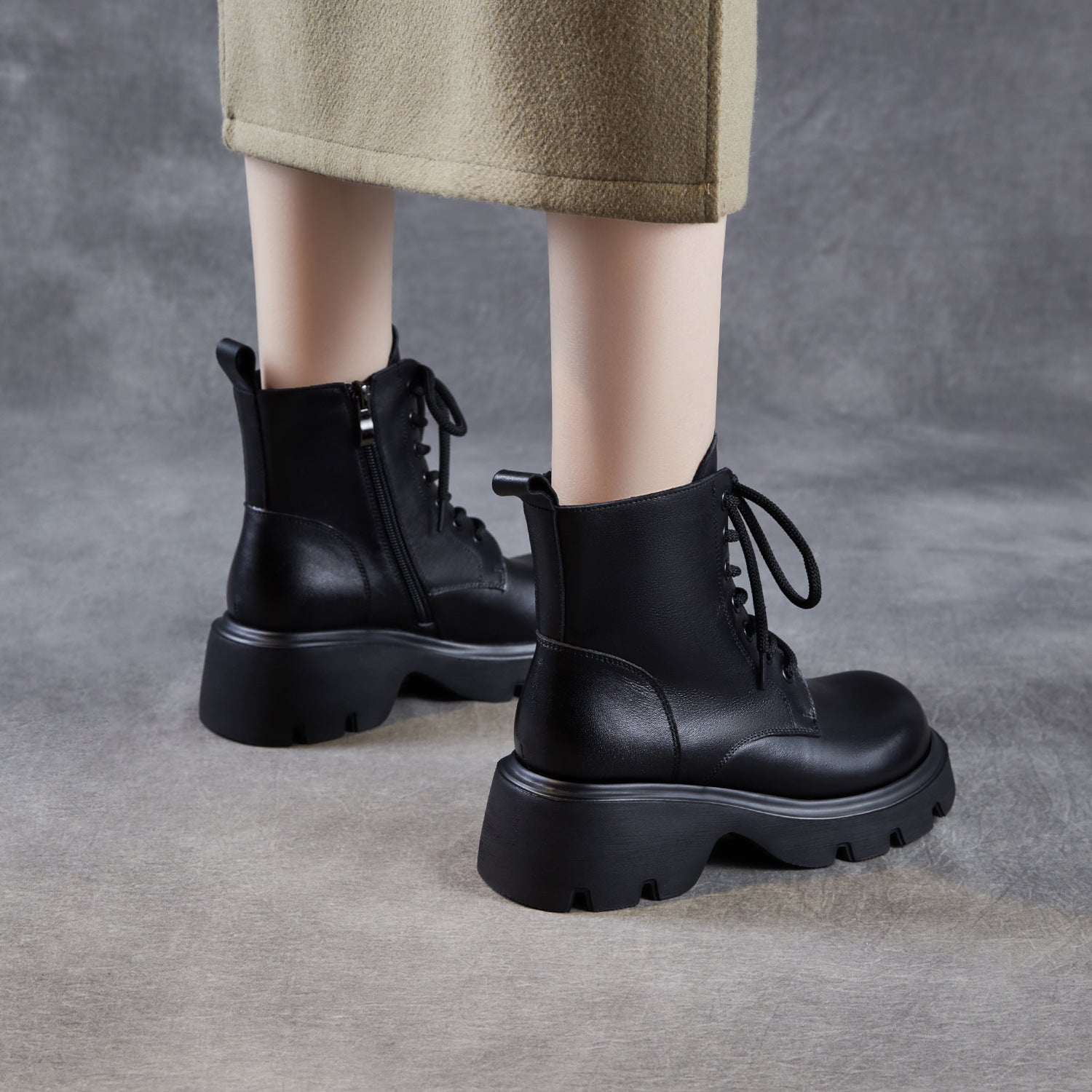 Women's Vintage Classic Leather Platform Boots-RAIIFY