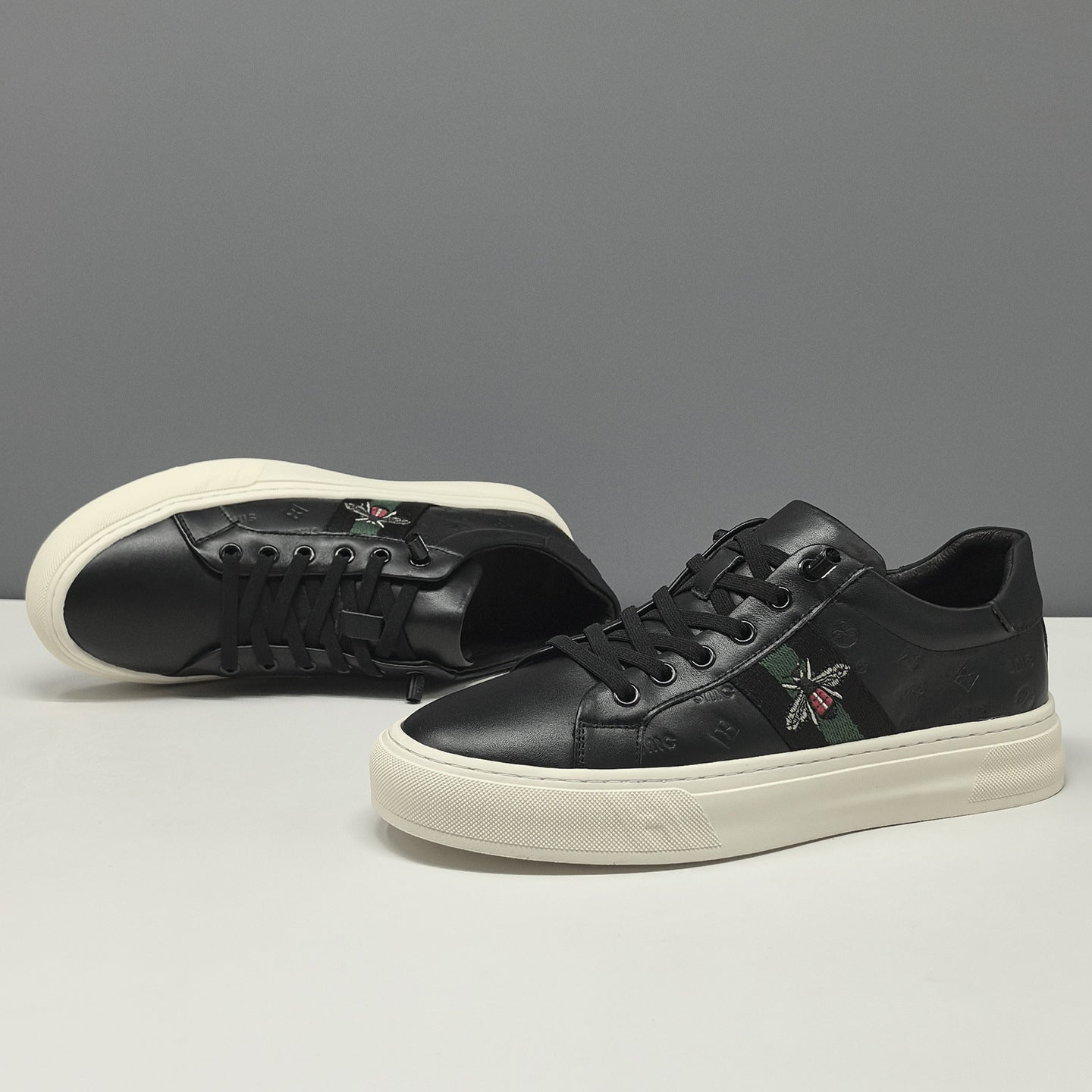 Men's Fashion Embossed Leather Flat Casual Shoes-RAIIFY