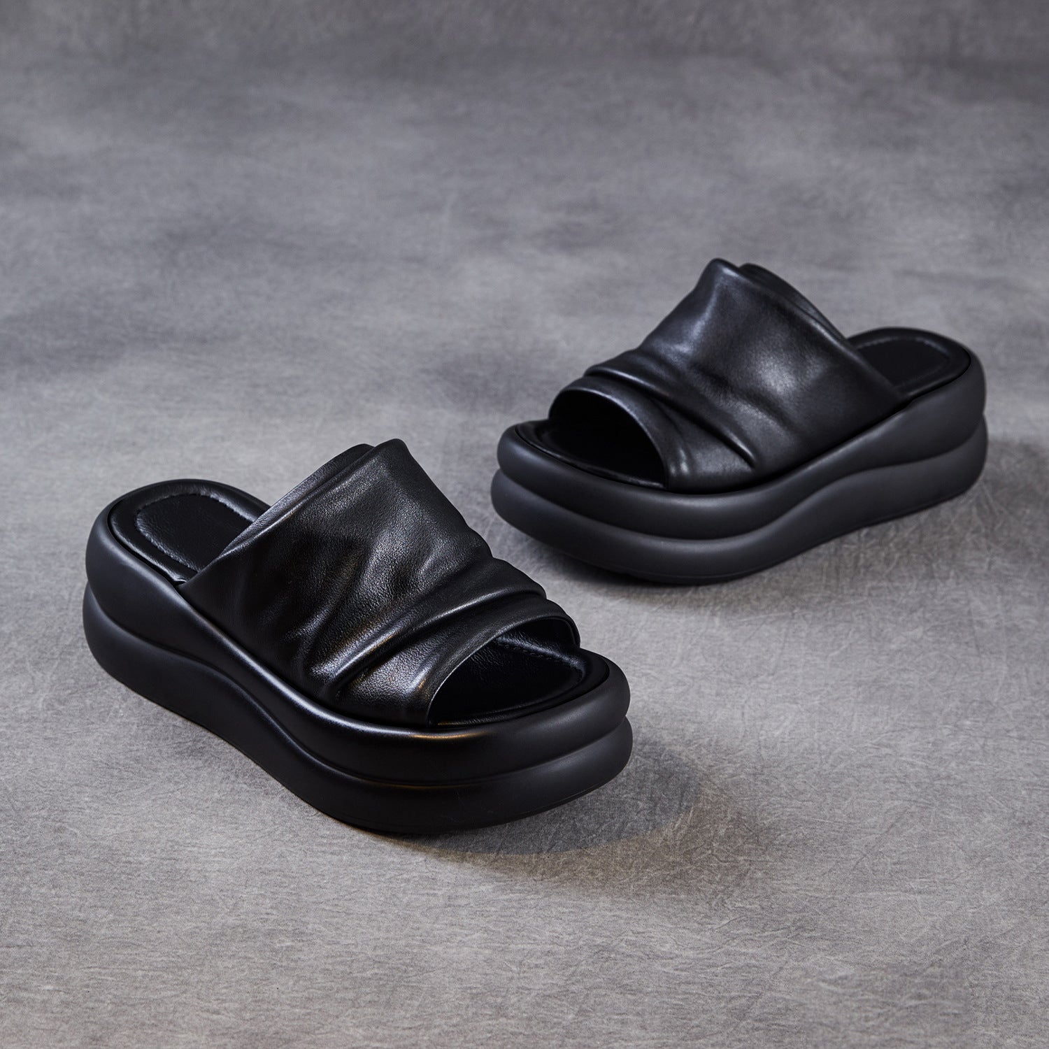 Women's Pleated Leather Platform Casual Open Toe Slides-RAIIFY
