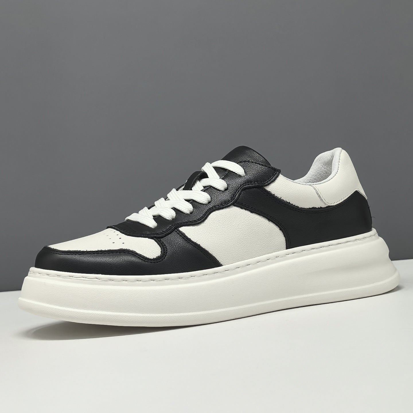 Men's Fashion Quilted Leather Breathable Casual Sneakers-RAIIFY