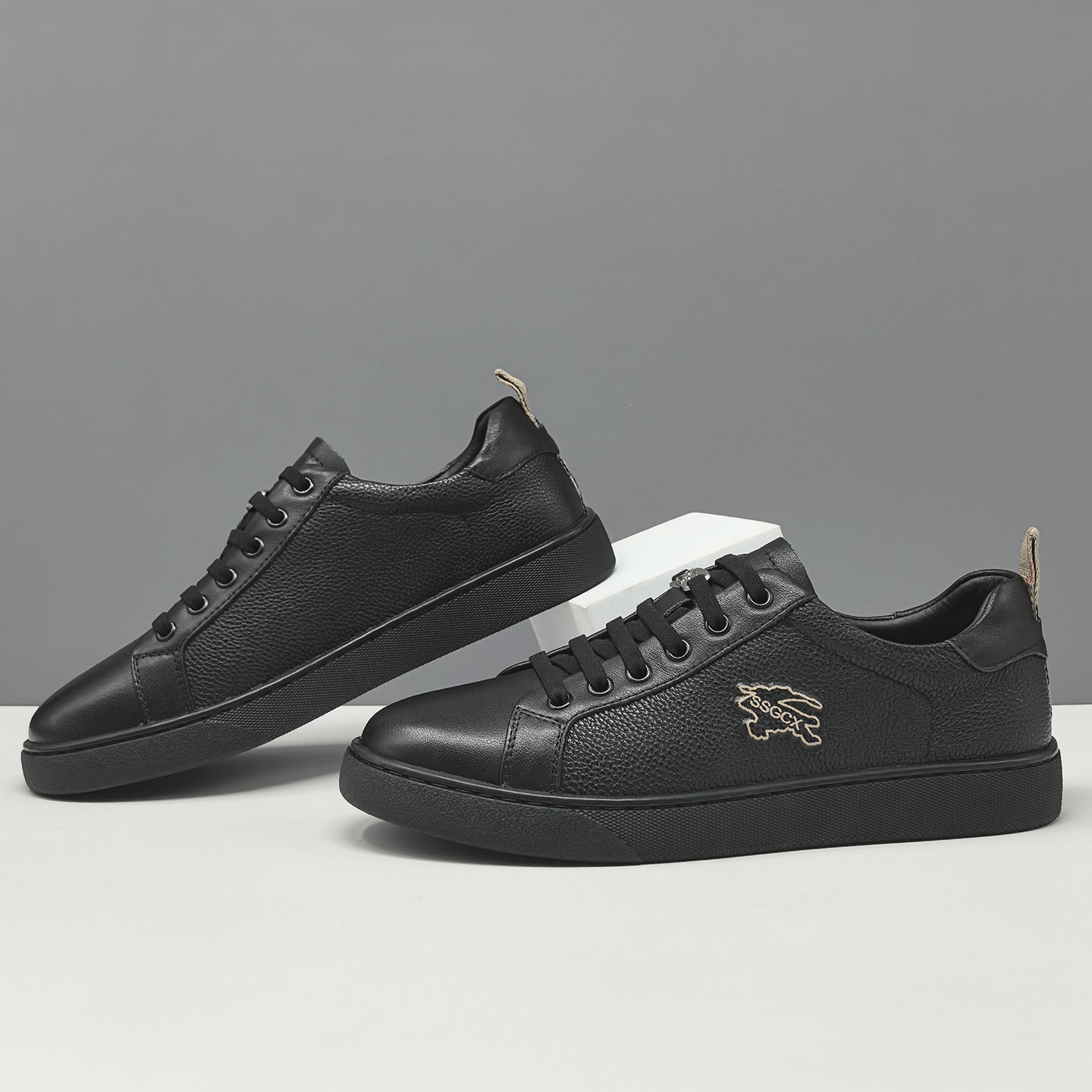 Men's Fashion Leather Flat Slip-on Casual Shoes-RAIIFY