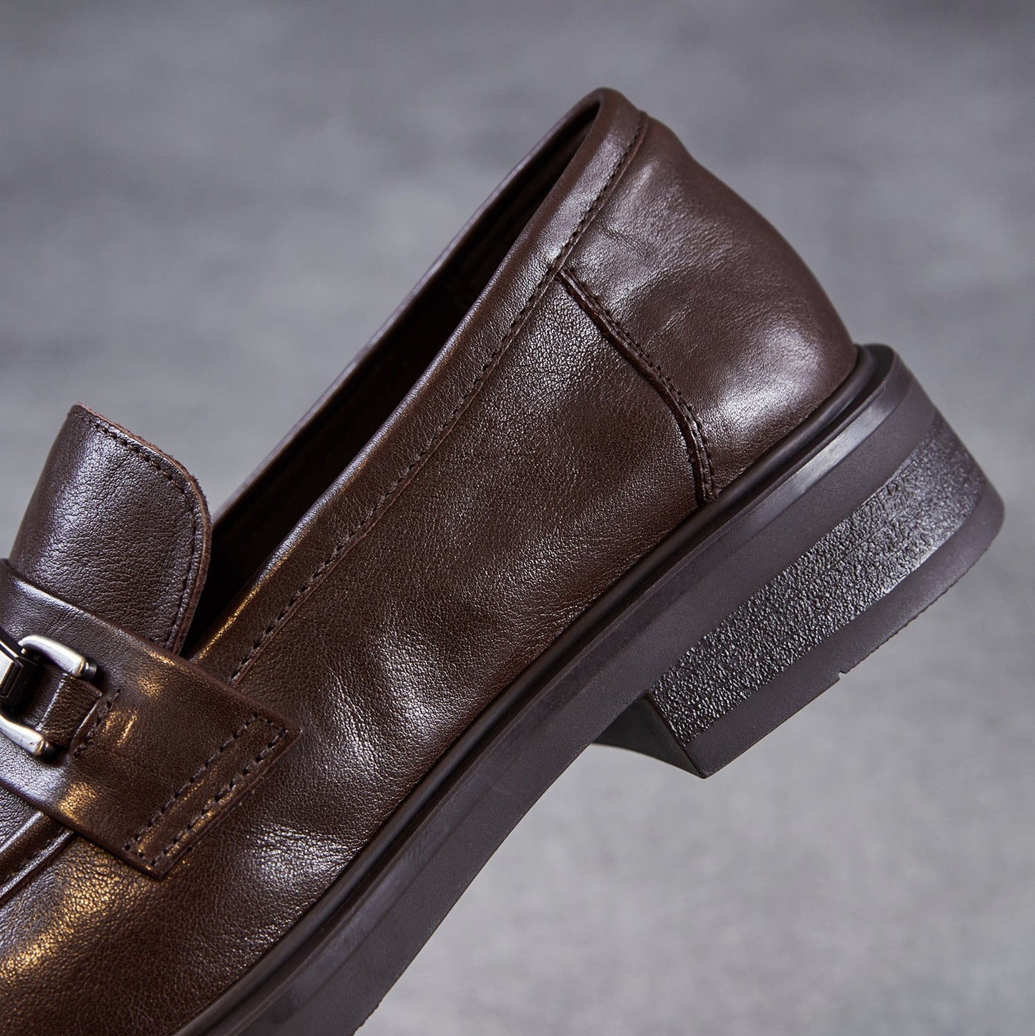 Women's Retro Leather Buckle Casual Loafers-RAIIFY