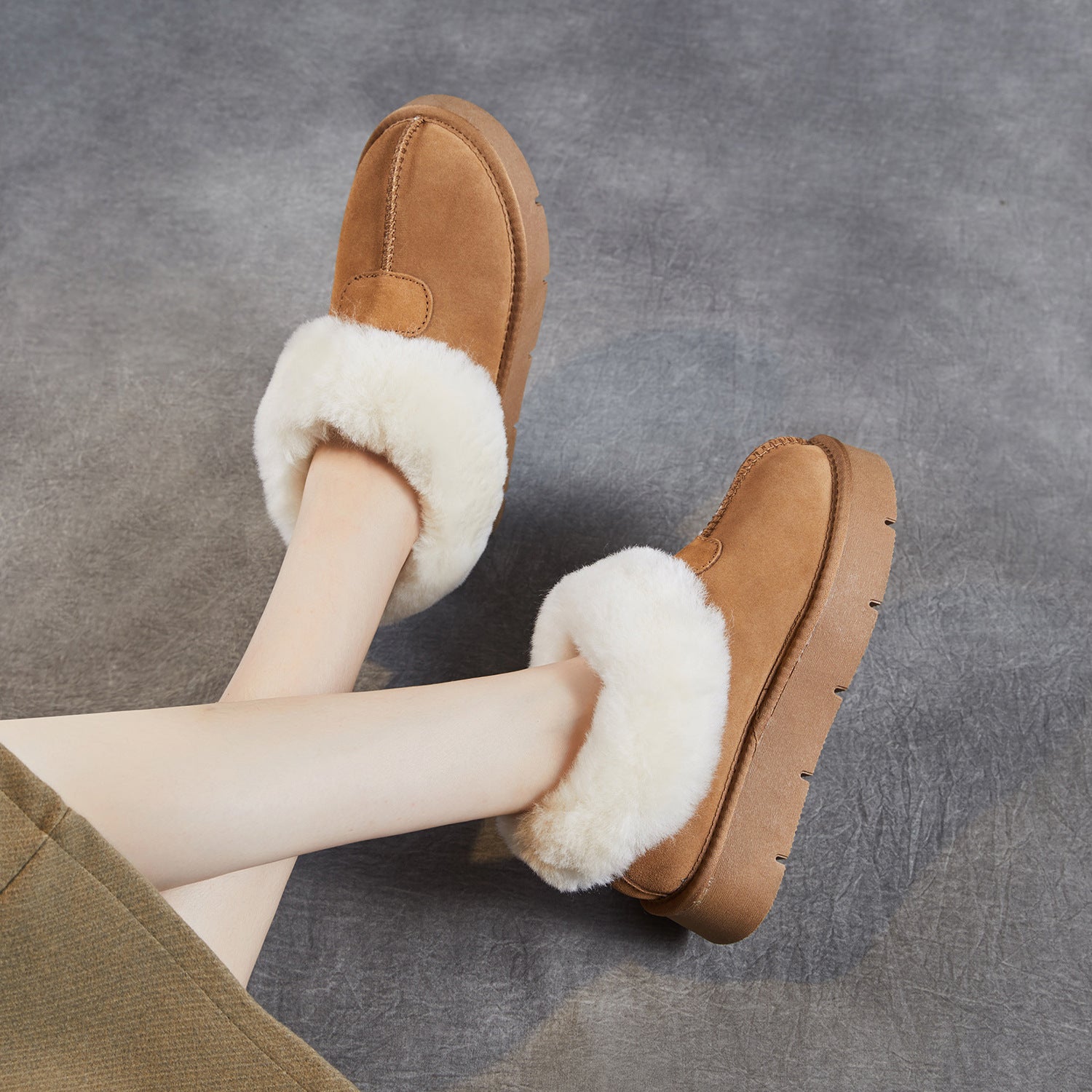 Women's Retro Winter Furred Slip-on Casual Shoes-RAIIFY