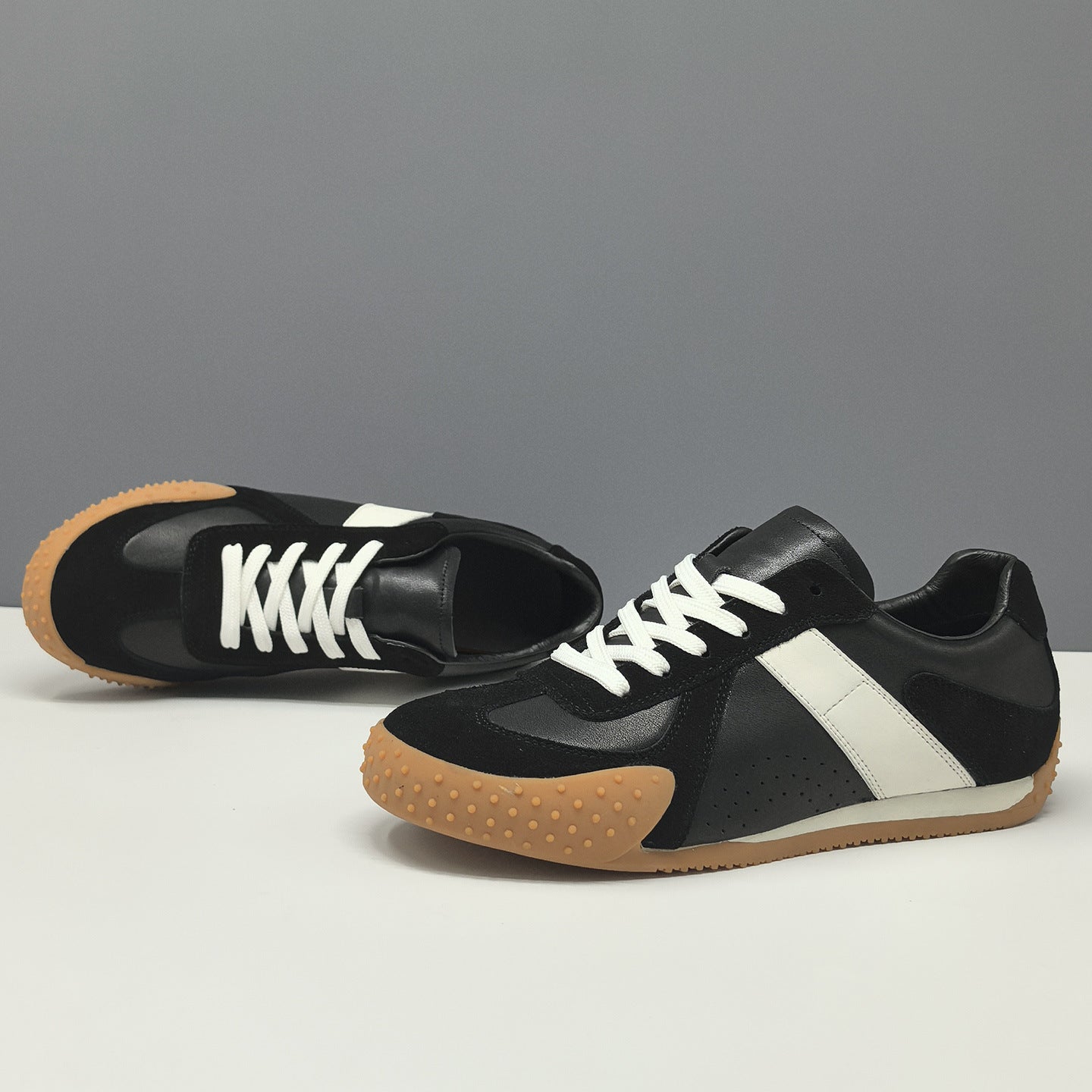 Men's Fashion Quilted Suede Flat Casual Sneakers-RAIIFY