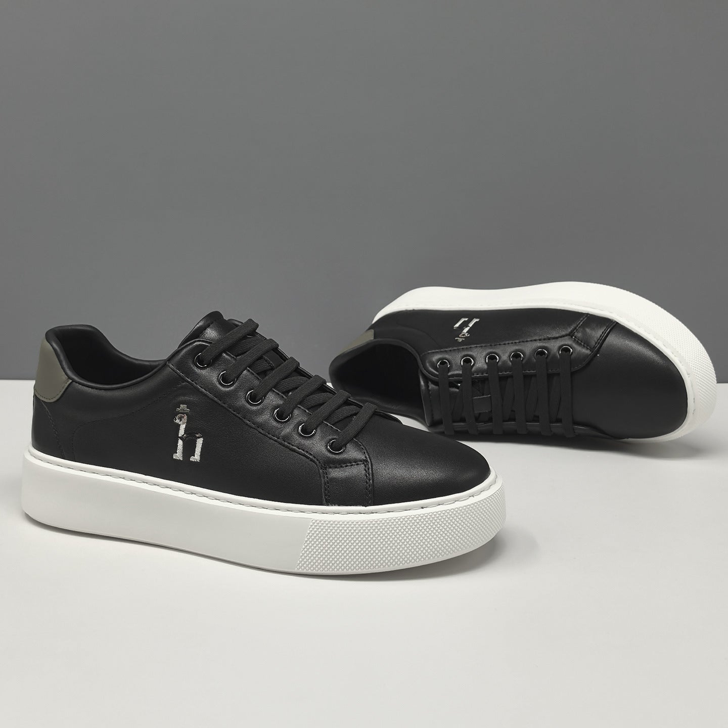 Men's Fashion Embroidery Leather Skate Shoes-RAIIFY