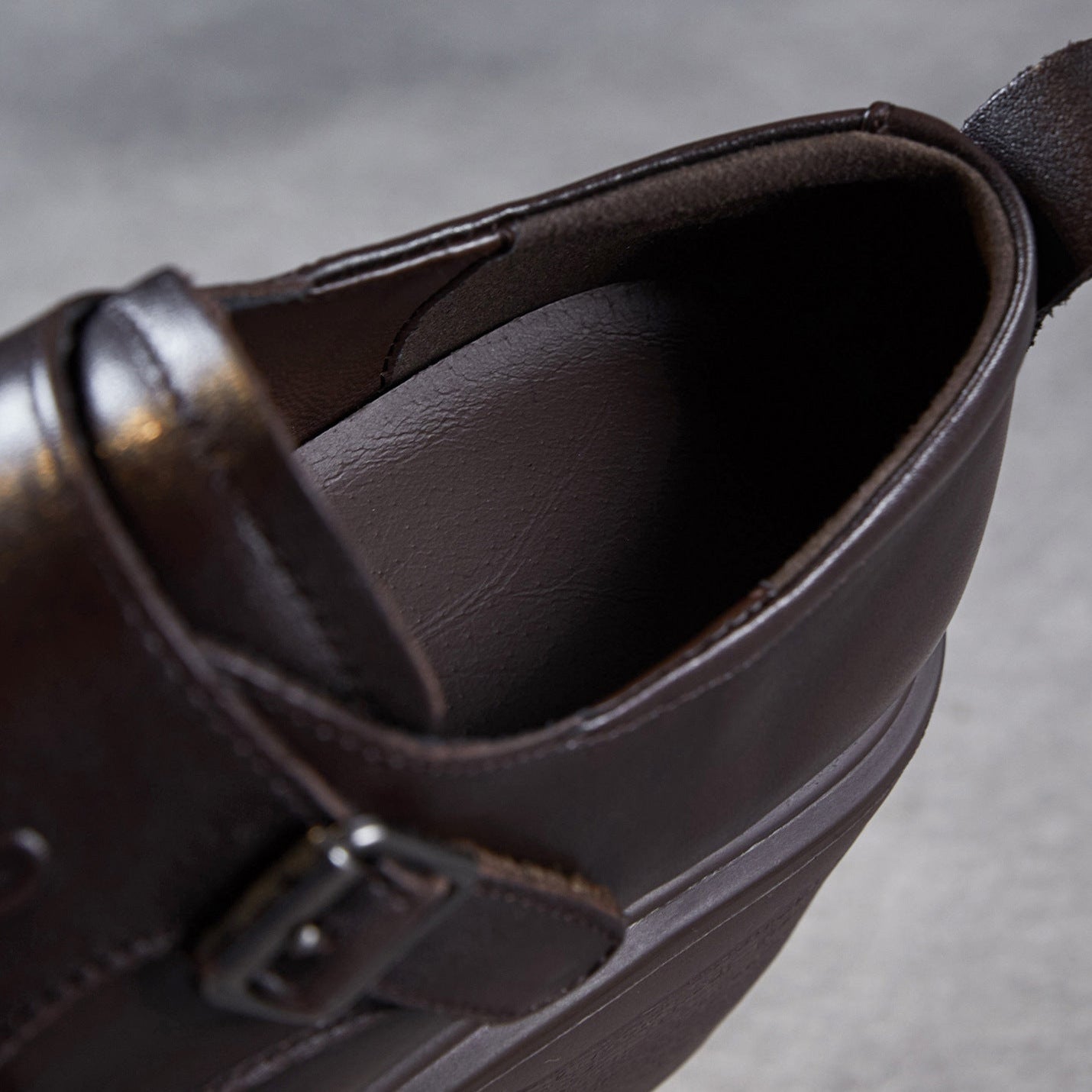 Women's Plain Leather Buckle Chunky Heel Loafers-RAIIFY