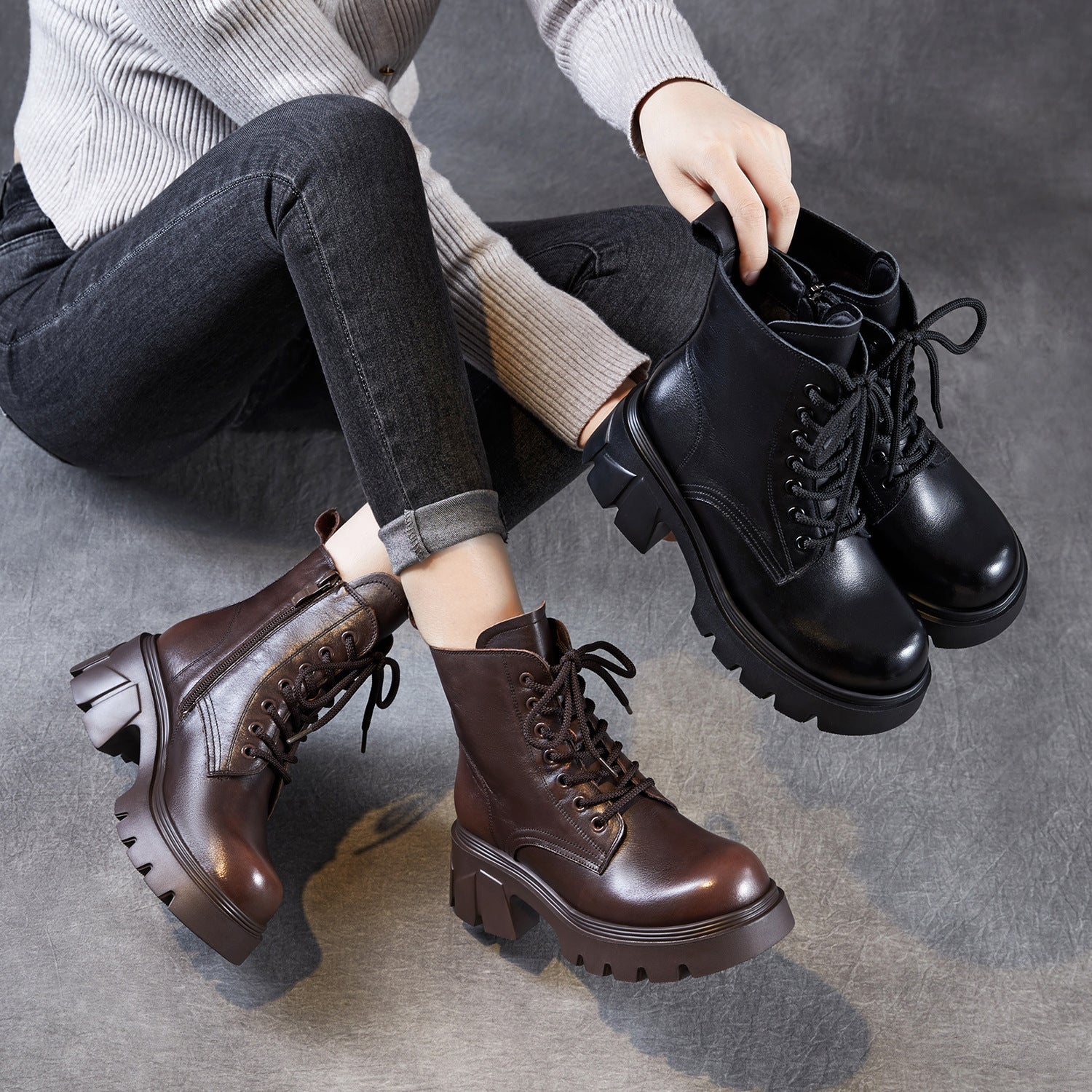 Women's Minimalist Plain Leather Chunky Platform Boots-RAIIFY