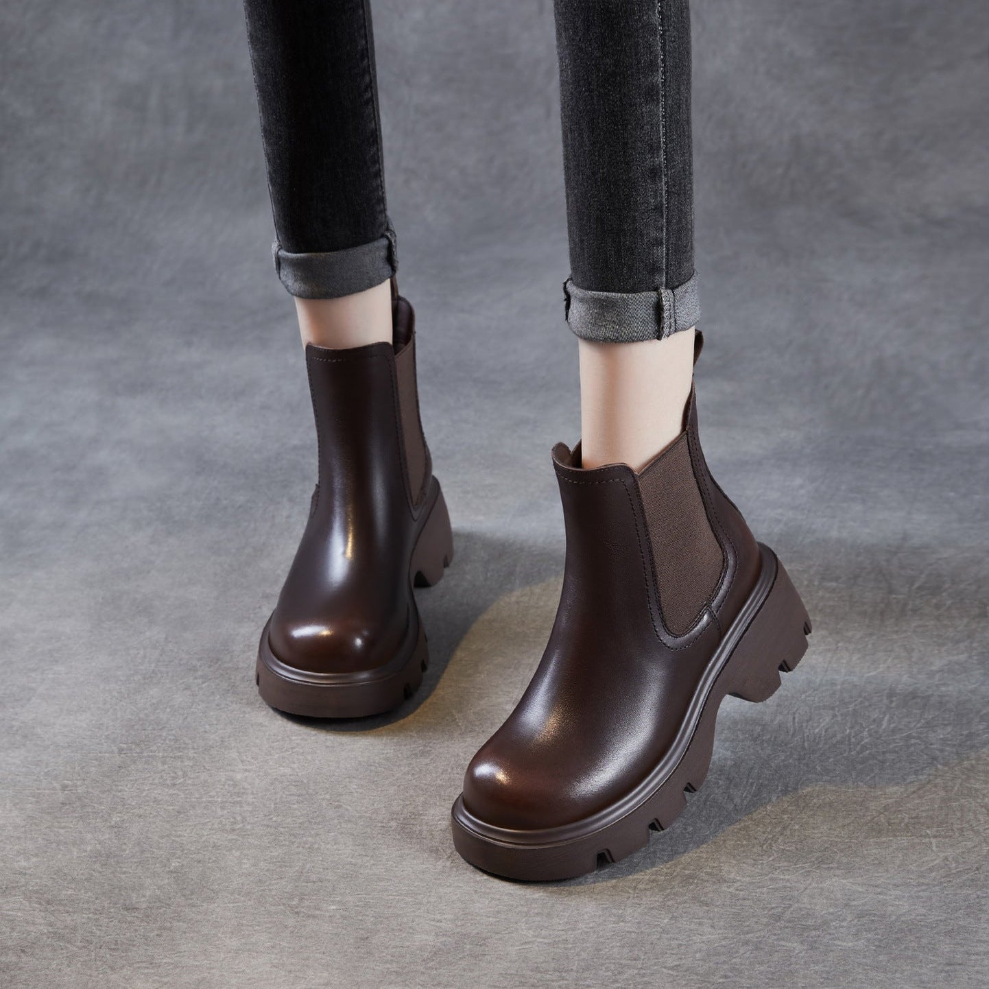 Women's Retro Leather Slip-on Platform Ankle Boots-RAIIFY