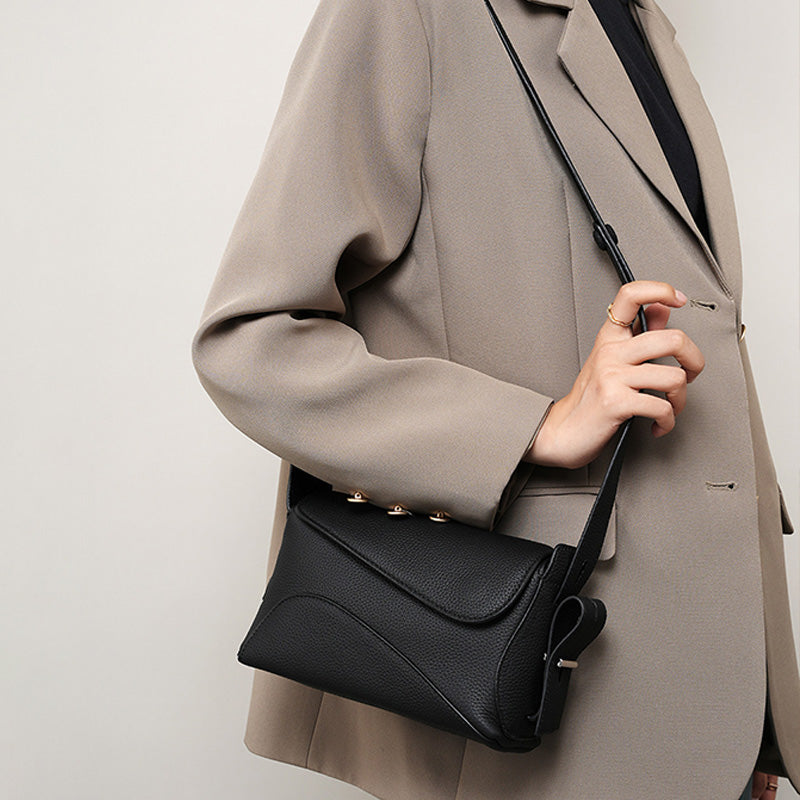 Woman's Minimalist Leather Crossbody Bag