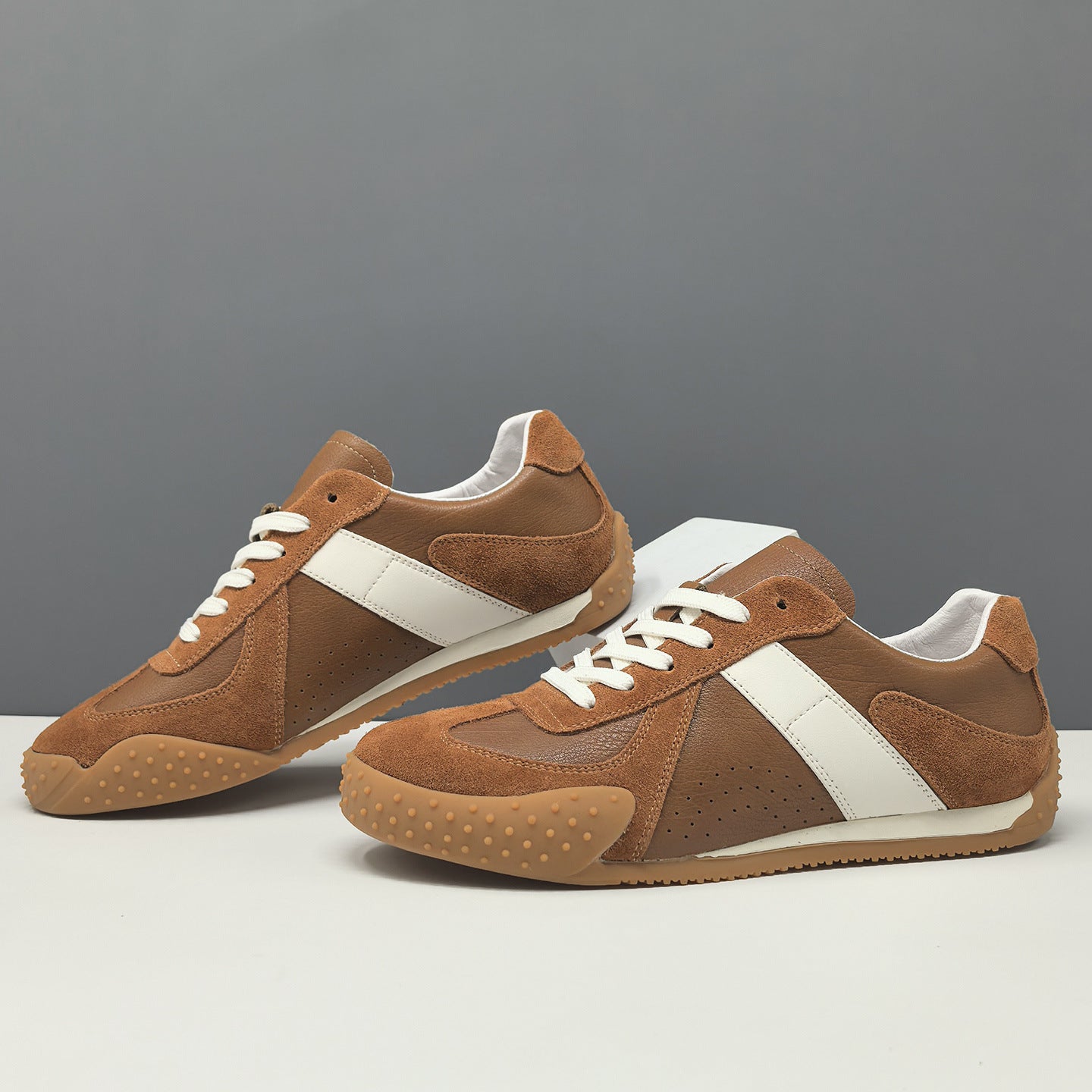 Men's Fashion Quilted Suede Flat Casual Sneakers-RAIIFY