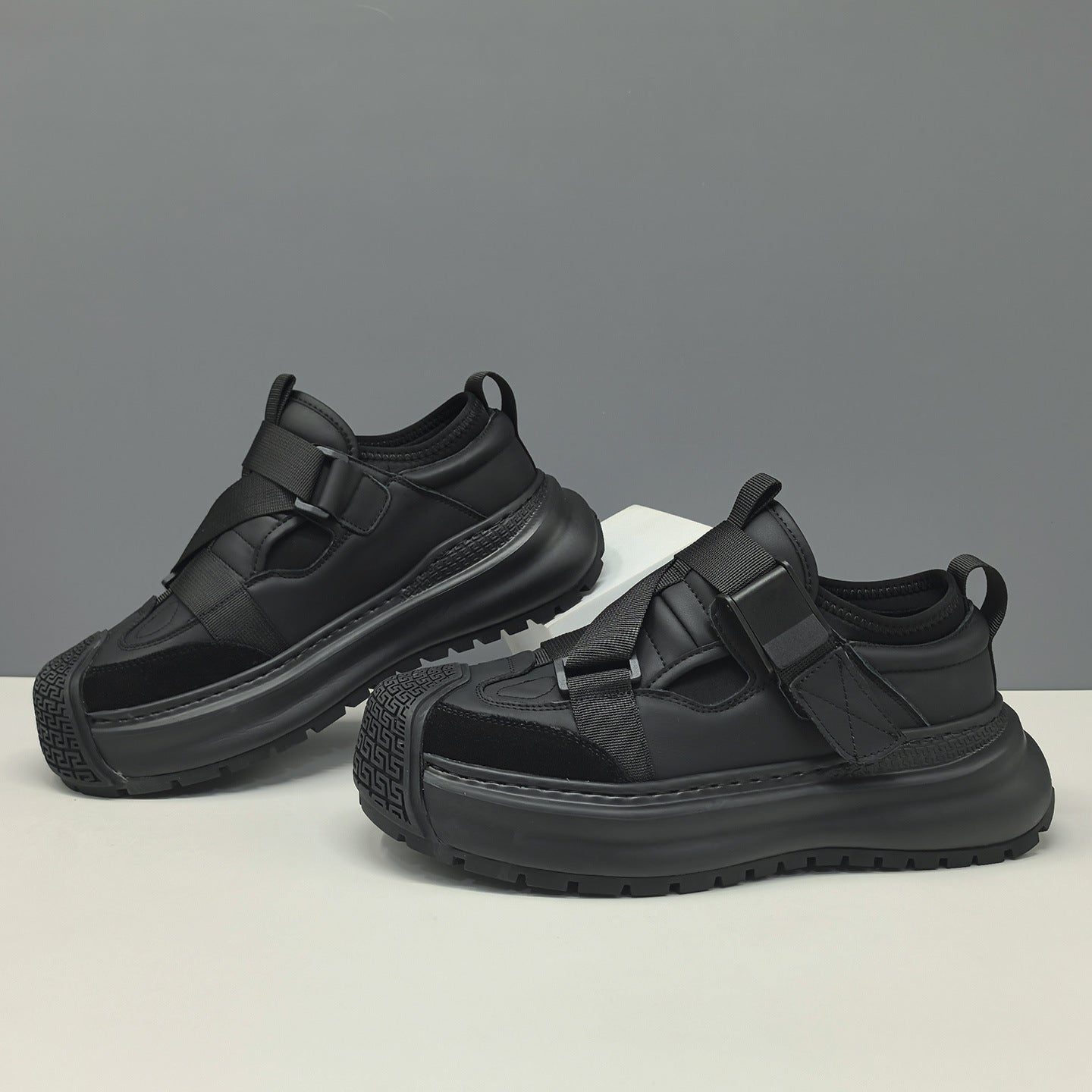 Men's Leather Minimalist Buckle Thick Soled Casual Shoes-RAIIFY