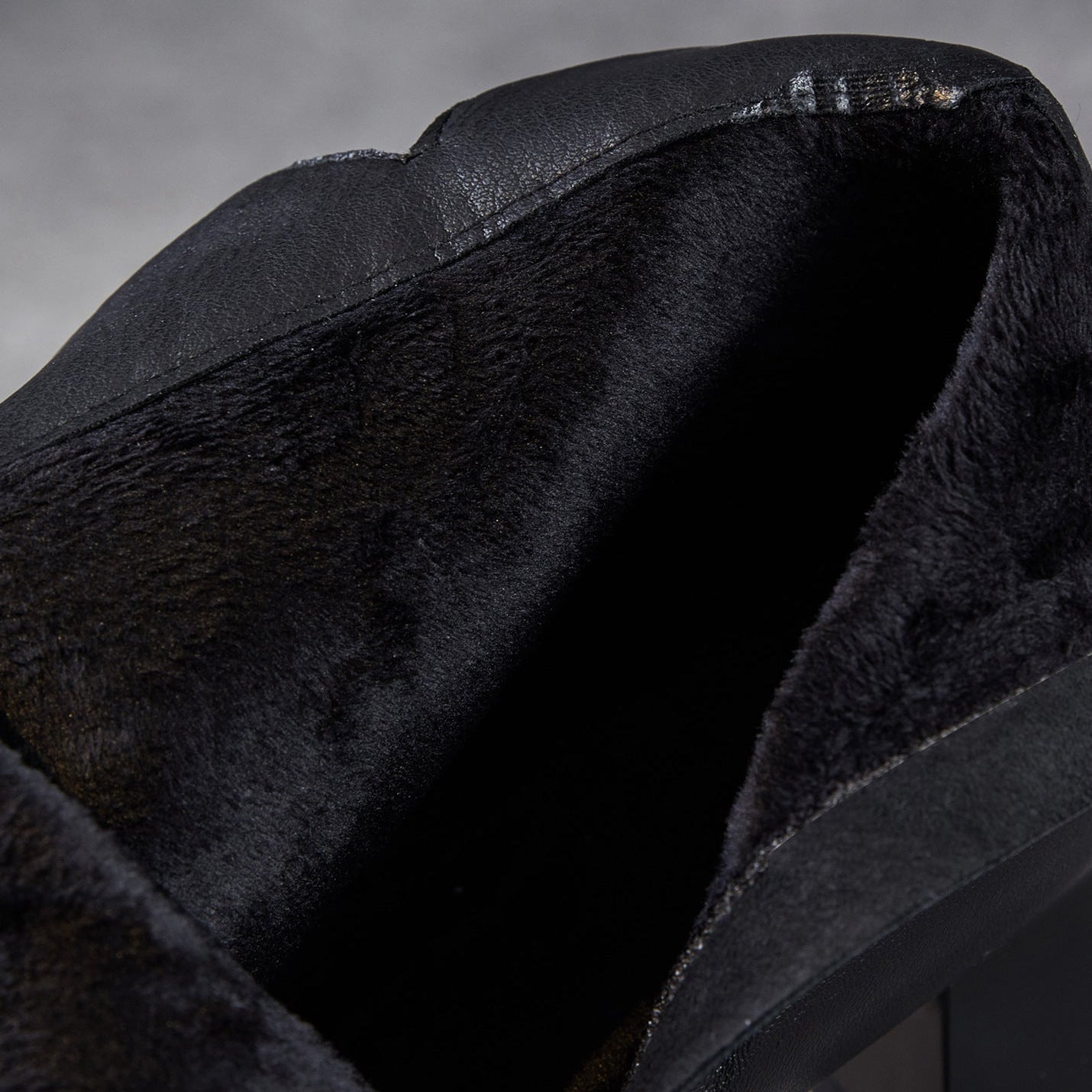 Women's Plain Leather Furred Point-Toe Ankle Boots-RAIIFY