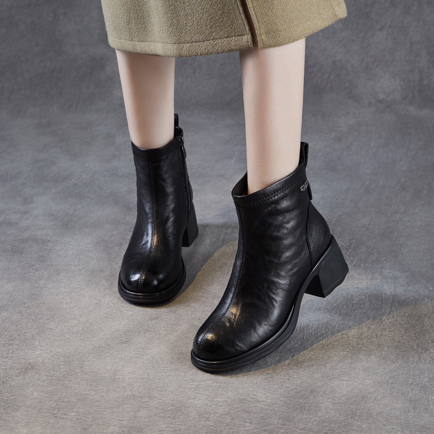 Women's Plain Leather Chunky Heel Furred Ankle Boots-RAIIFY