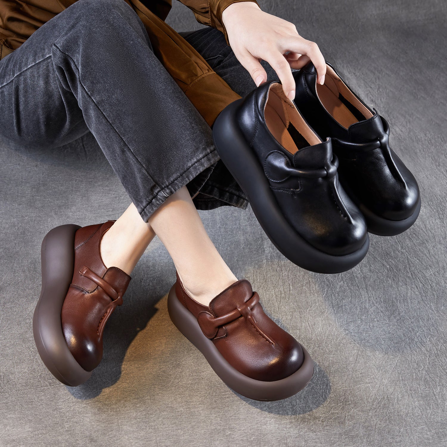 Women Retro Leather Chunky Platform Casual Shoes-RAIIFY