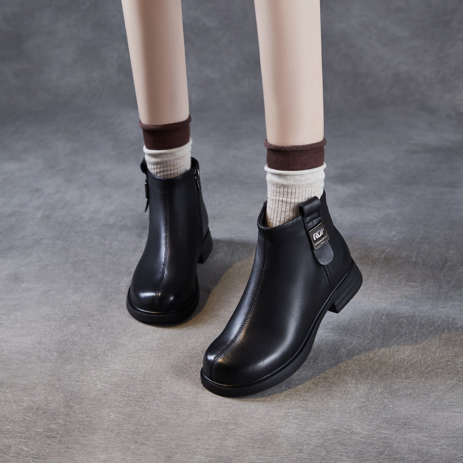 Women's Minimalist Soft Leather Furred Ankle Boots-RAIIFY