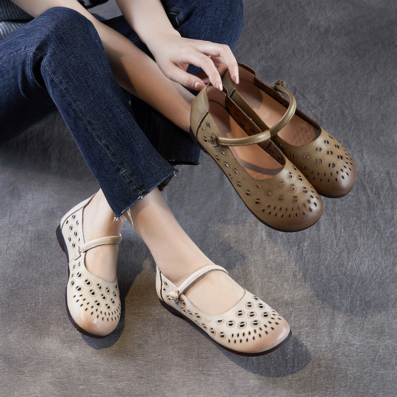 Women Retro Hollow Leather Soft Casual Flats-RAIIFY