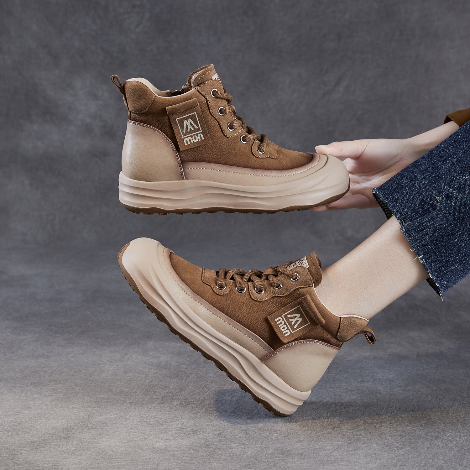 Women's Retro Leather Platform Martin Ankle Boots-RAIIFY