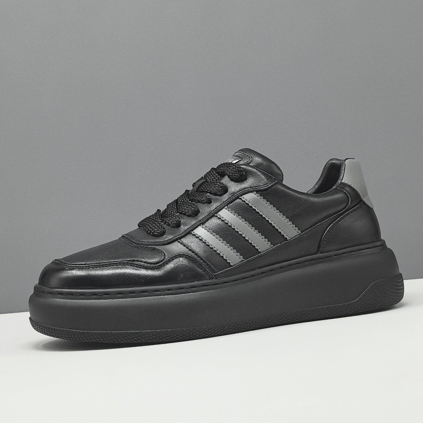 Men's Fashion Quilted Breathable Leather Court Sneakers-RAIIFY